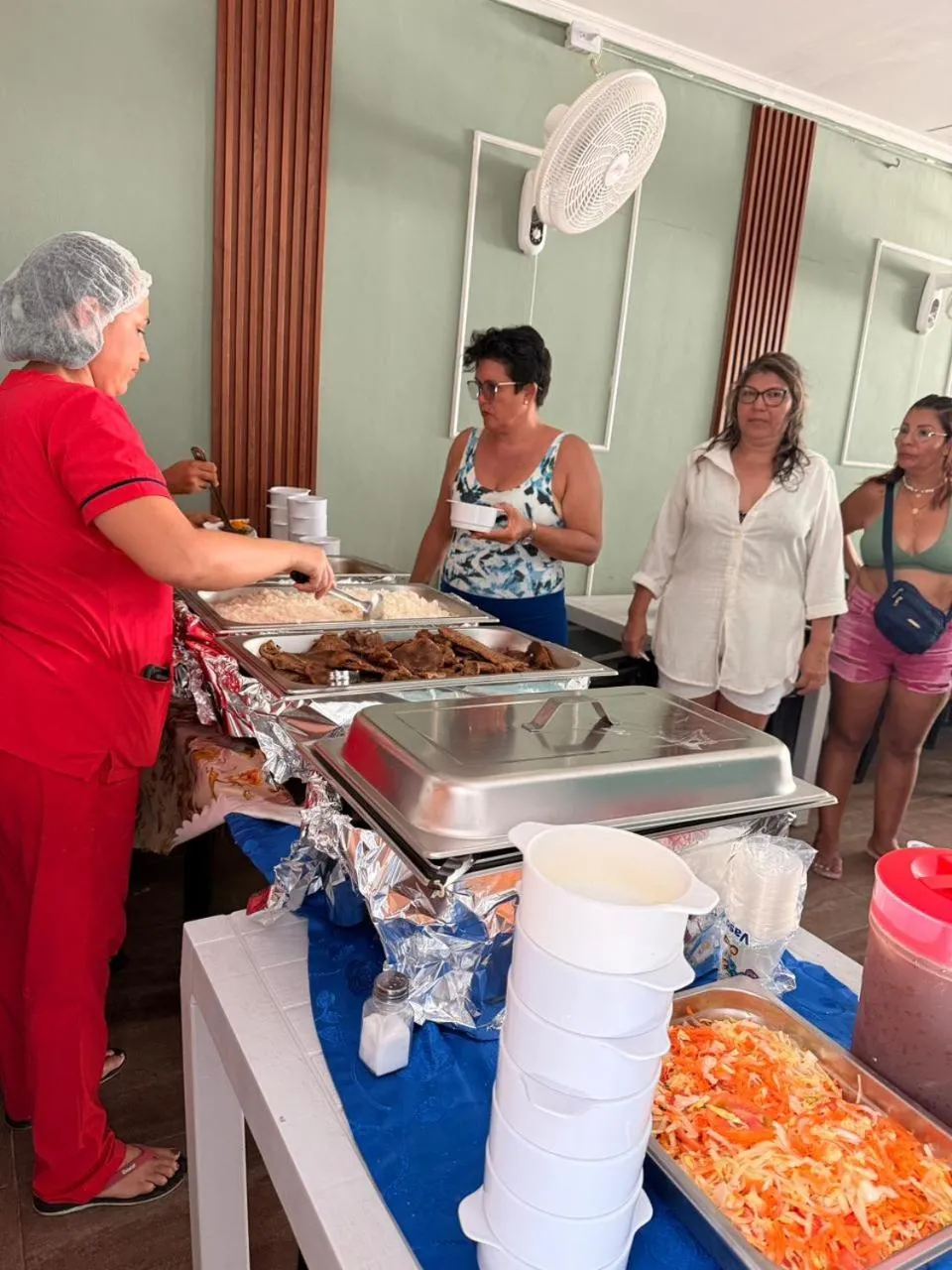 Restaurant/places to eat in SGH Rodadero Suites