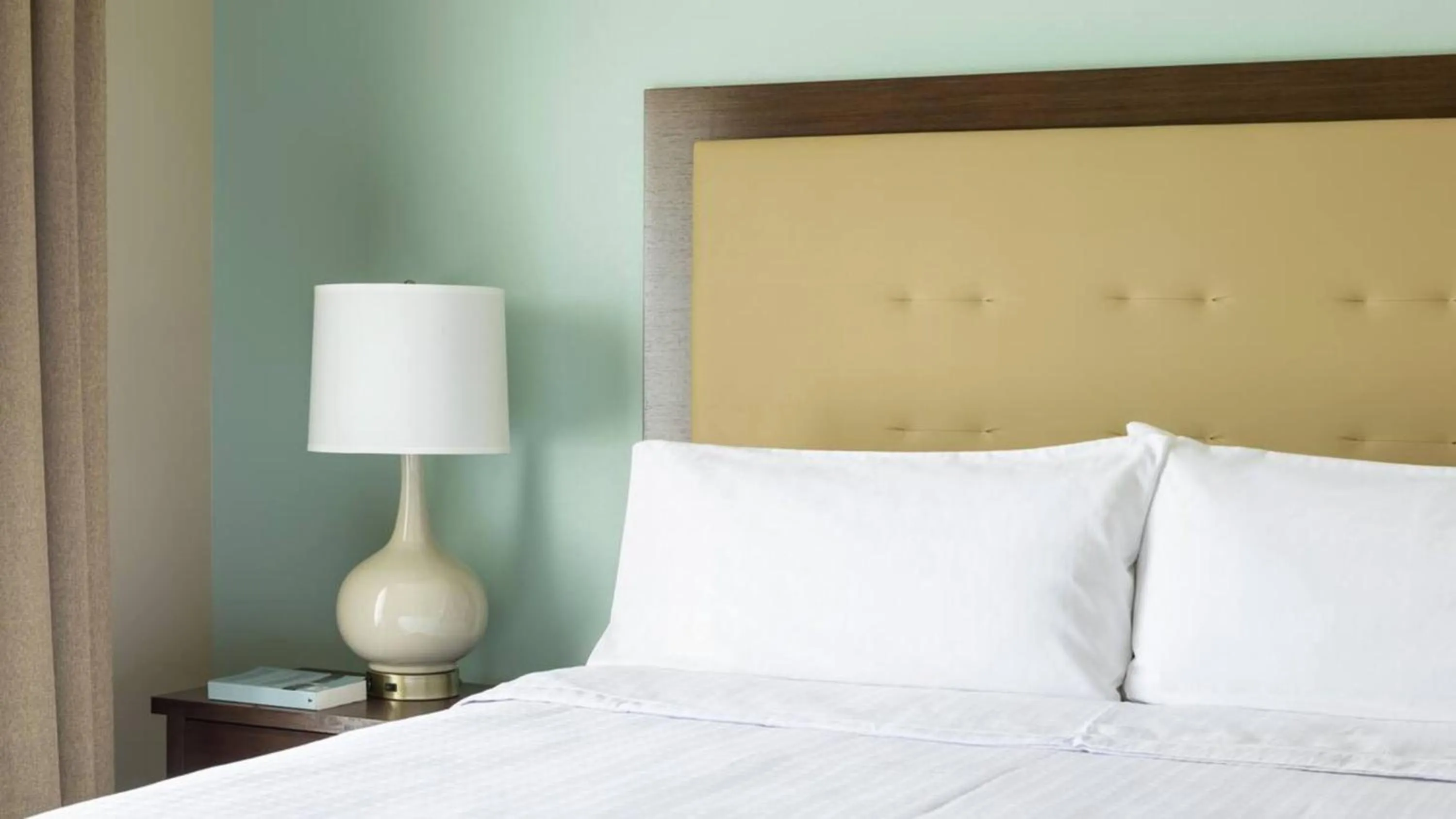 Bedroom, Bed in Homewood Suites by Hilton San Bernardino