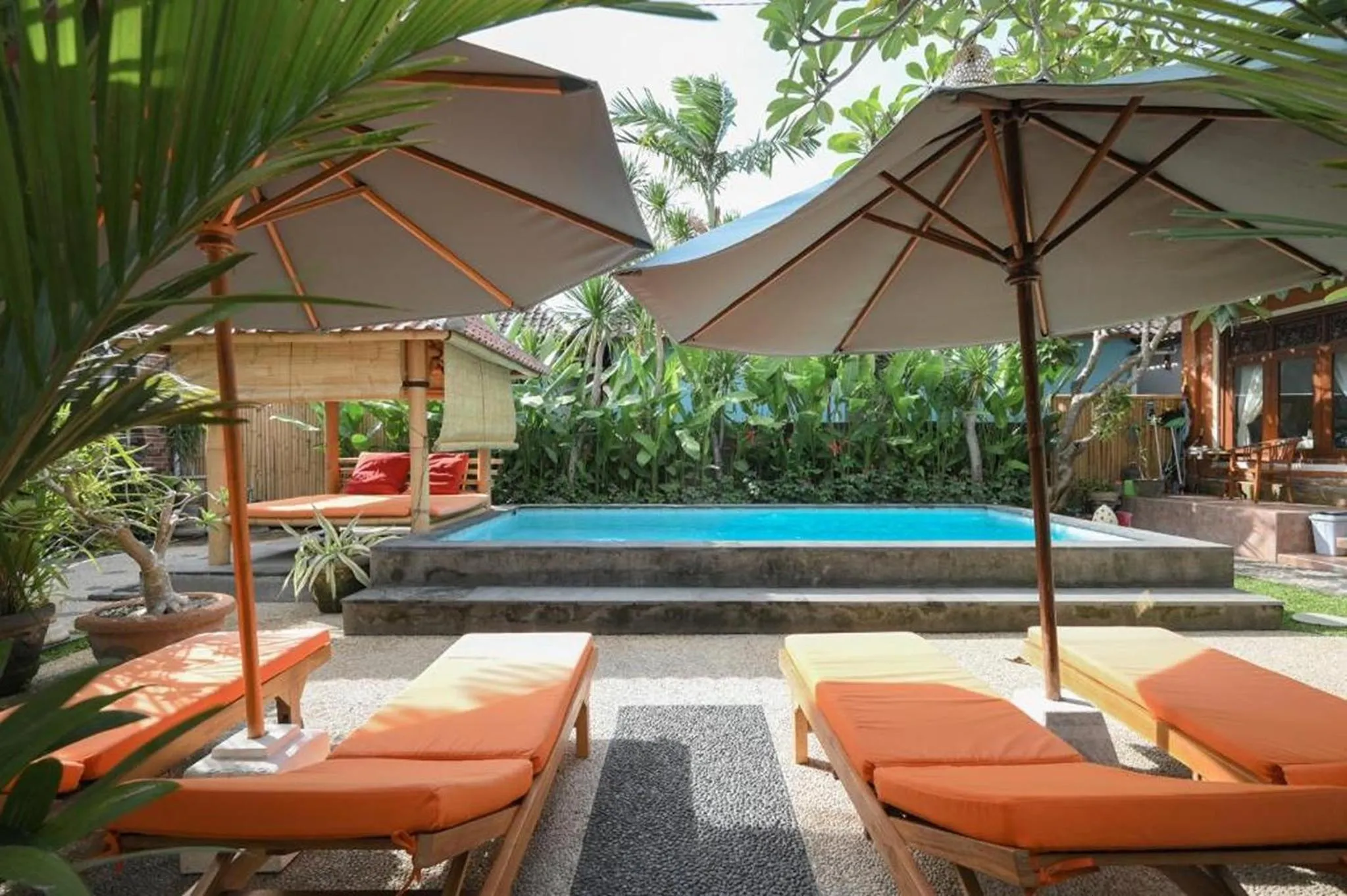 Tiga Naga Villa