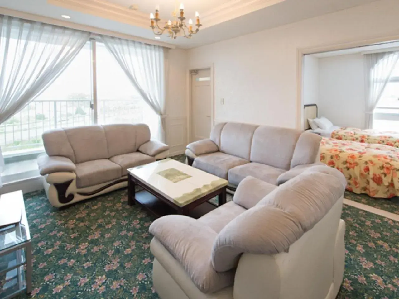 Living room in Spa Resort LiVEMAX Living room in Spa Resort LiVEMAX