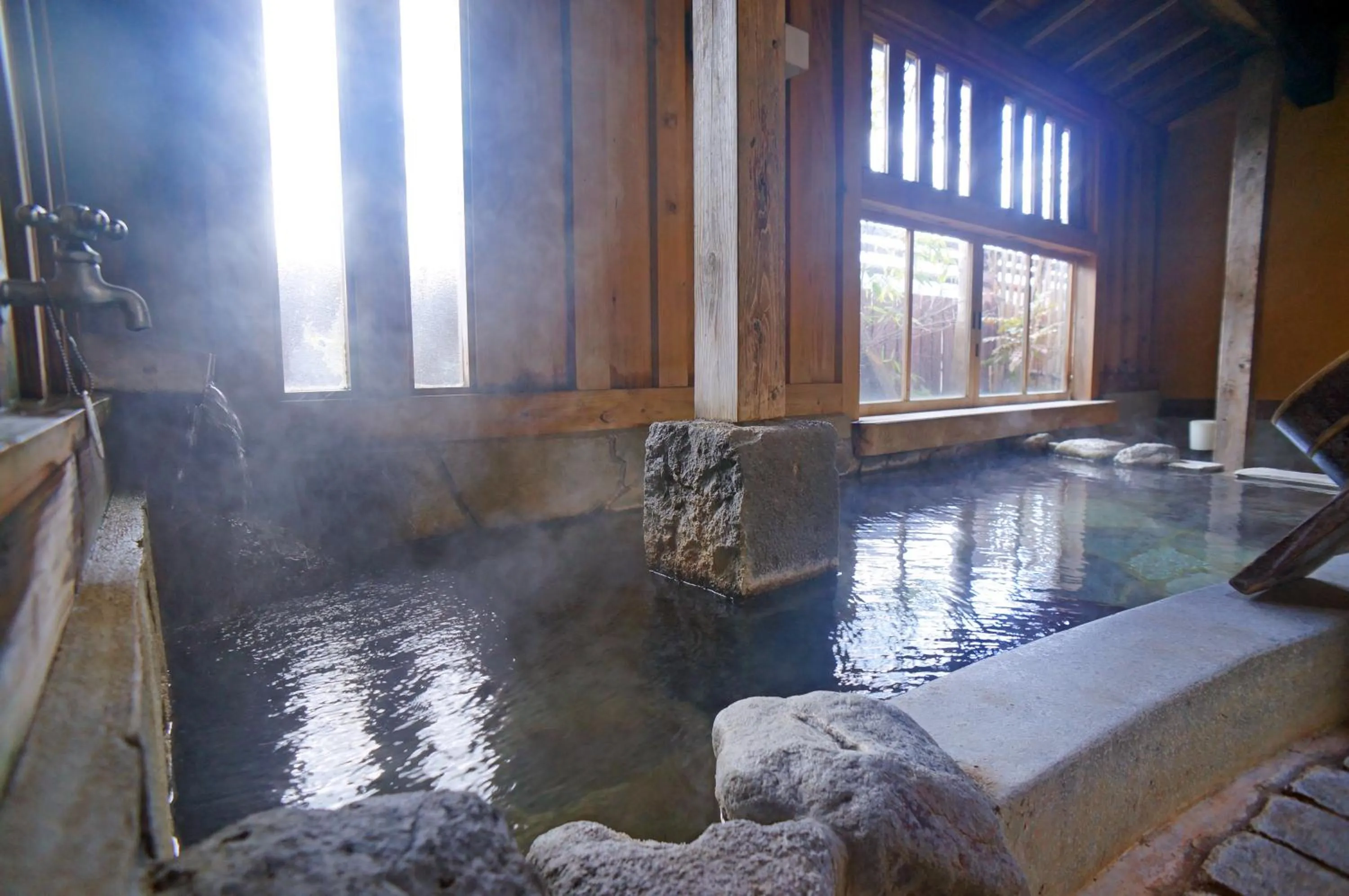 Hot Spring Bath in Mujinzo