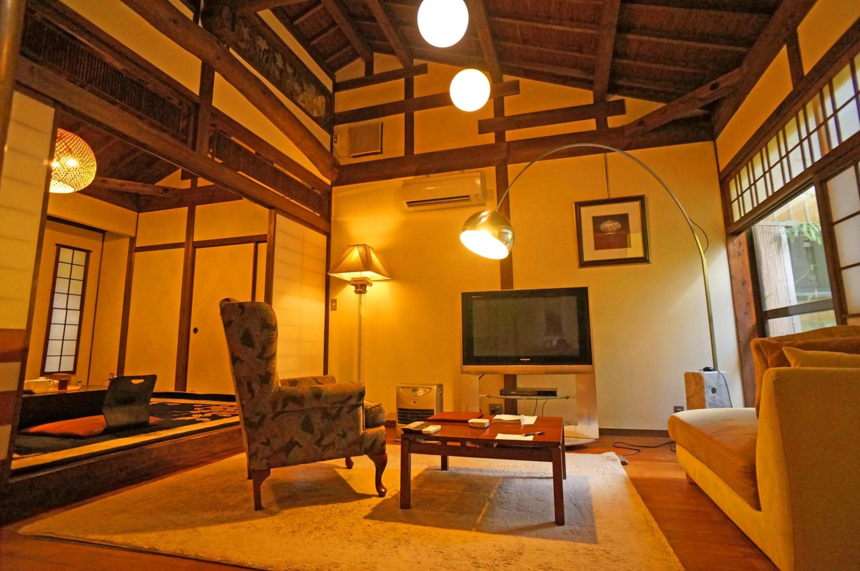 TV and multimedia in Mujinzo