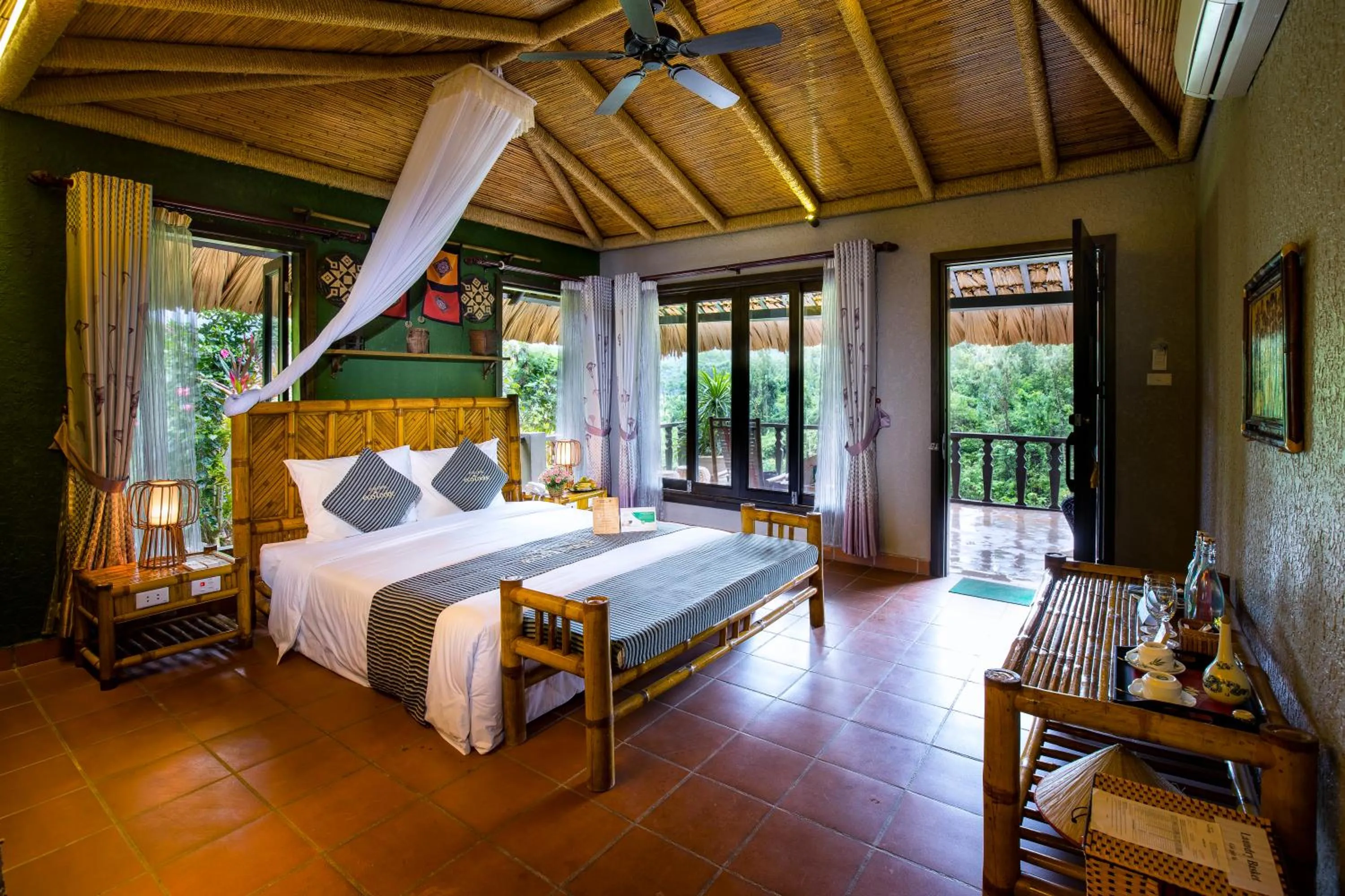 Photo of the whole room, Bed in Mai Chau Ecolodge