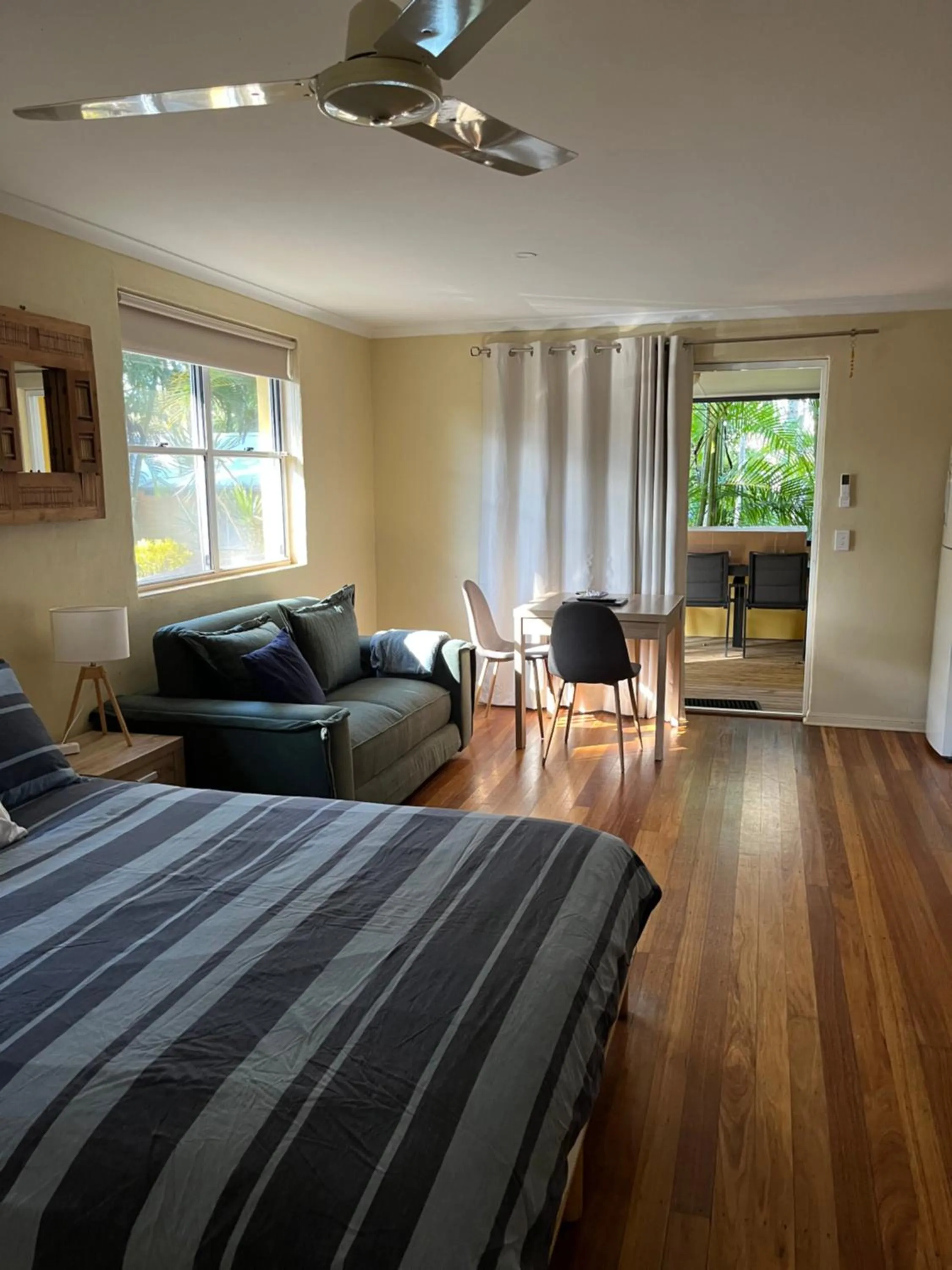 Safety Beach Bungalows