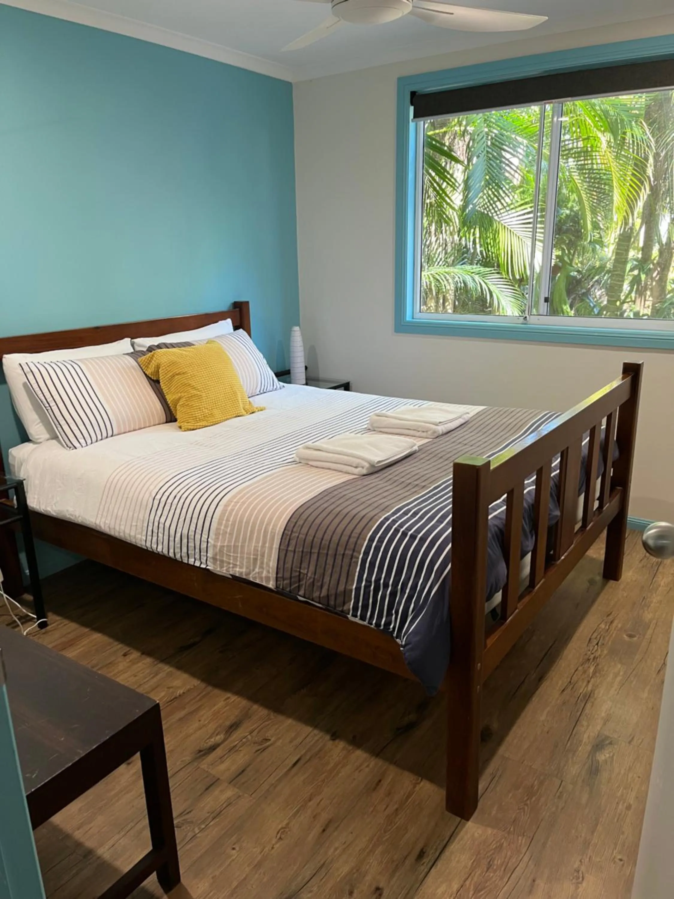 Bed in Safety Beach Bungalows