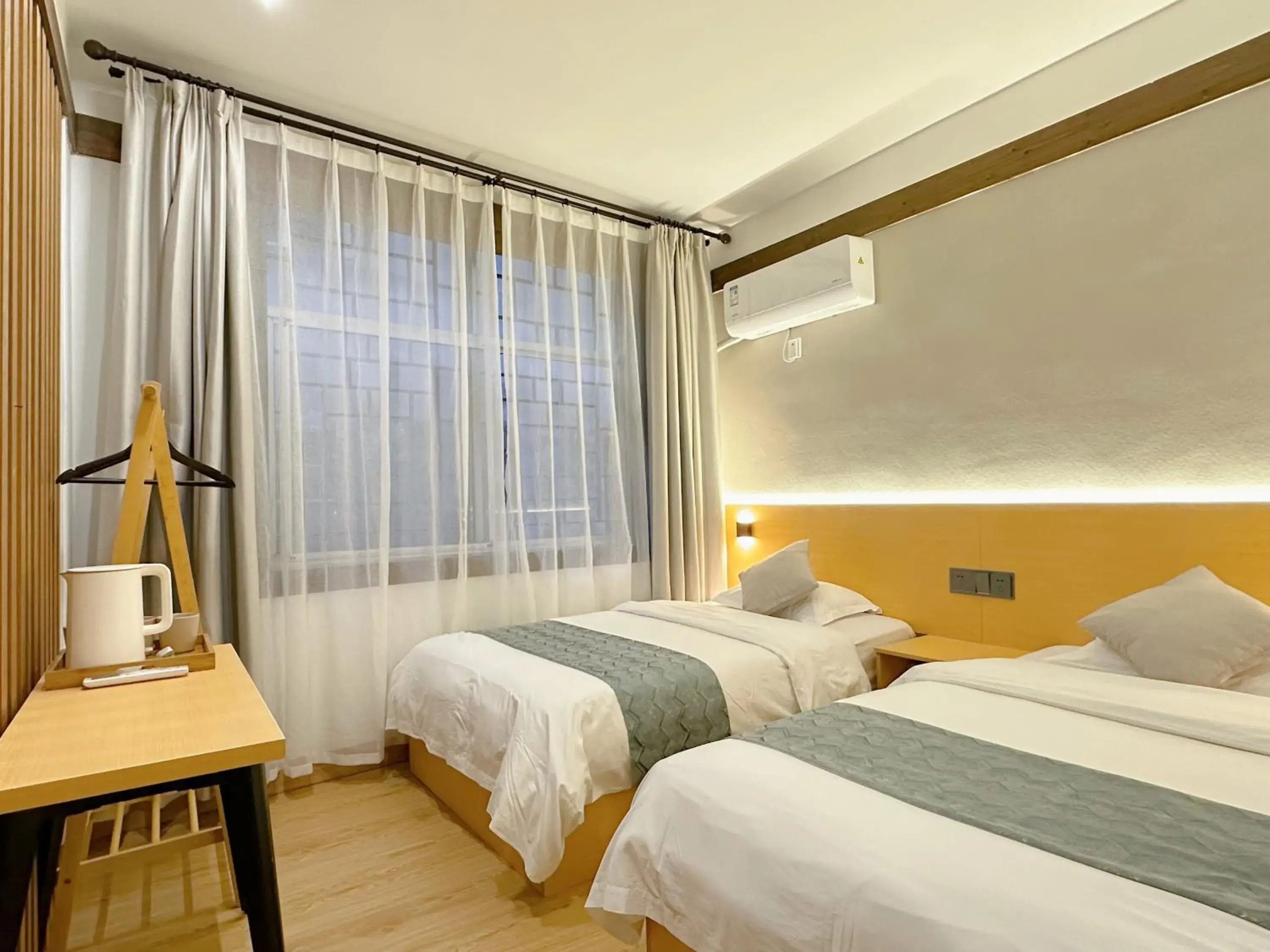 Photo of the whole room, Bed in Hemu House Photo of the whole room, Bed in Hemu House