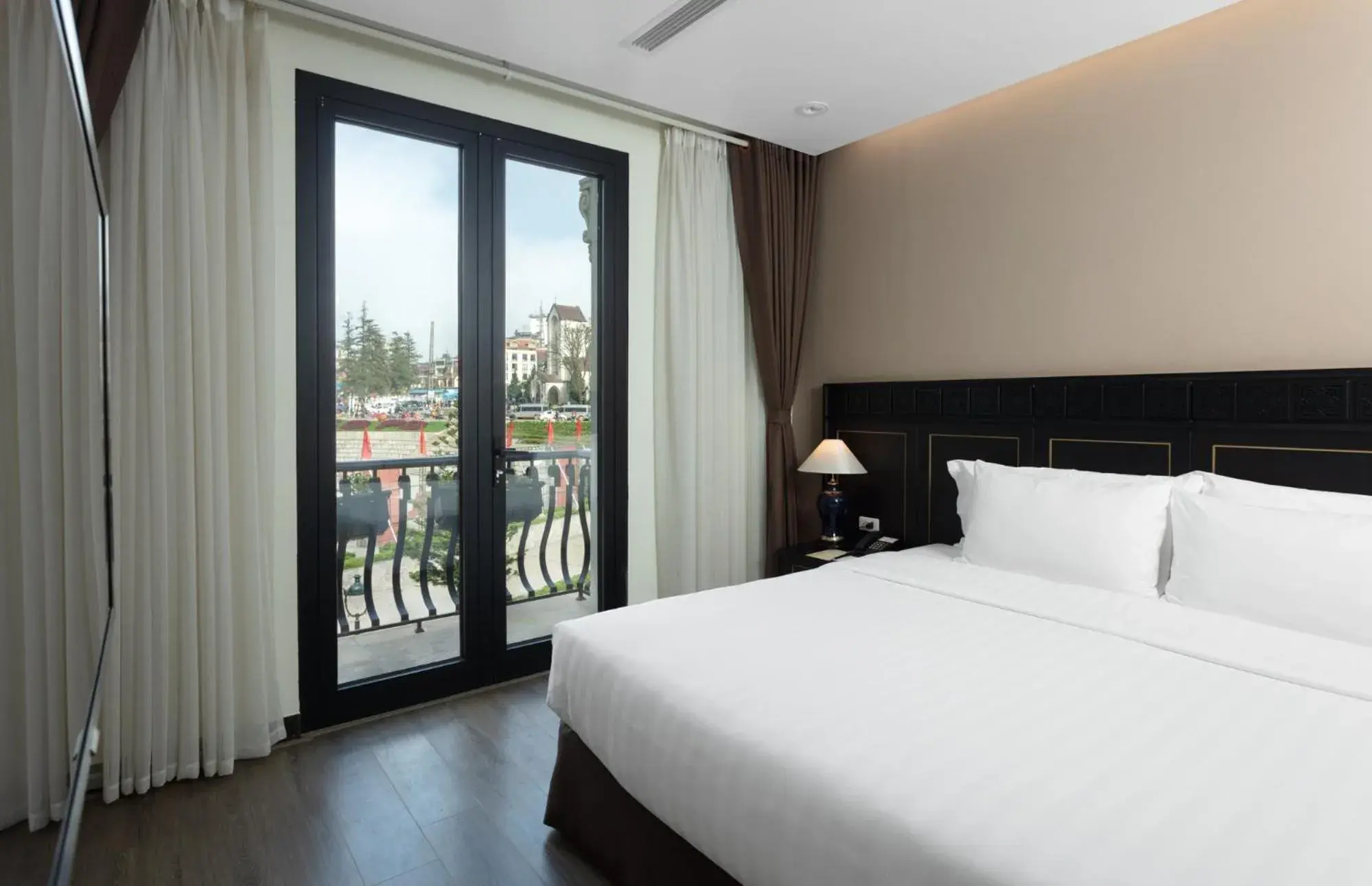 Deluxe Double or Twin Room in Hotel Sapa Square, Affiliated by Meliá Deluxe Double or Twin Room in Hotel Sapa Square, Affiliated by Meliá