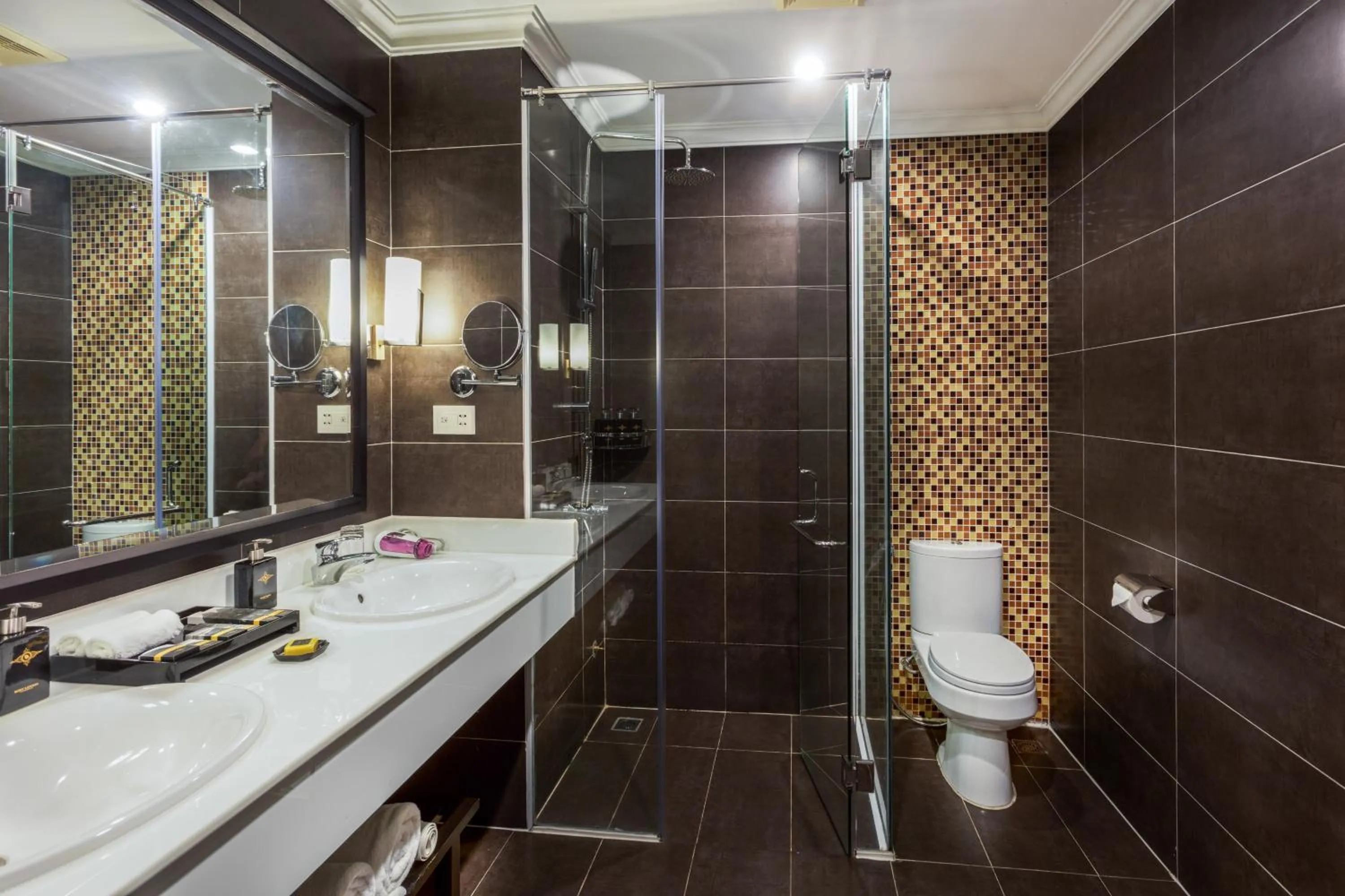 Shower in Hotel Sapa Square Affiliated by Melia