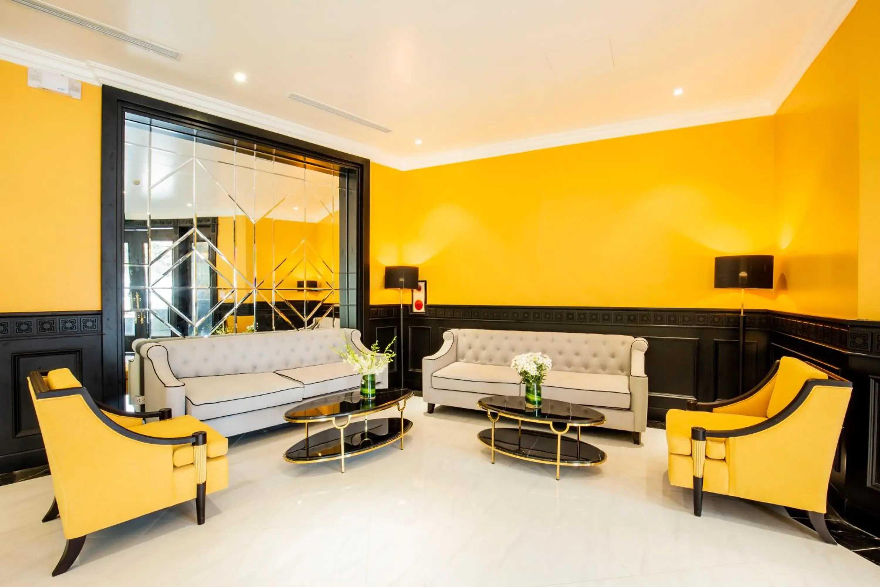 Lobby or reception in Hotel Sapa Square Affiliated by Melia Lobby or reception in Hotel Sapa Square Affiliated by Melia