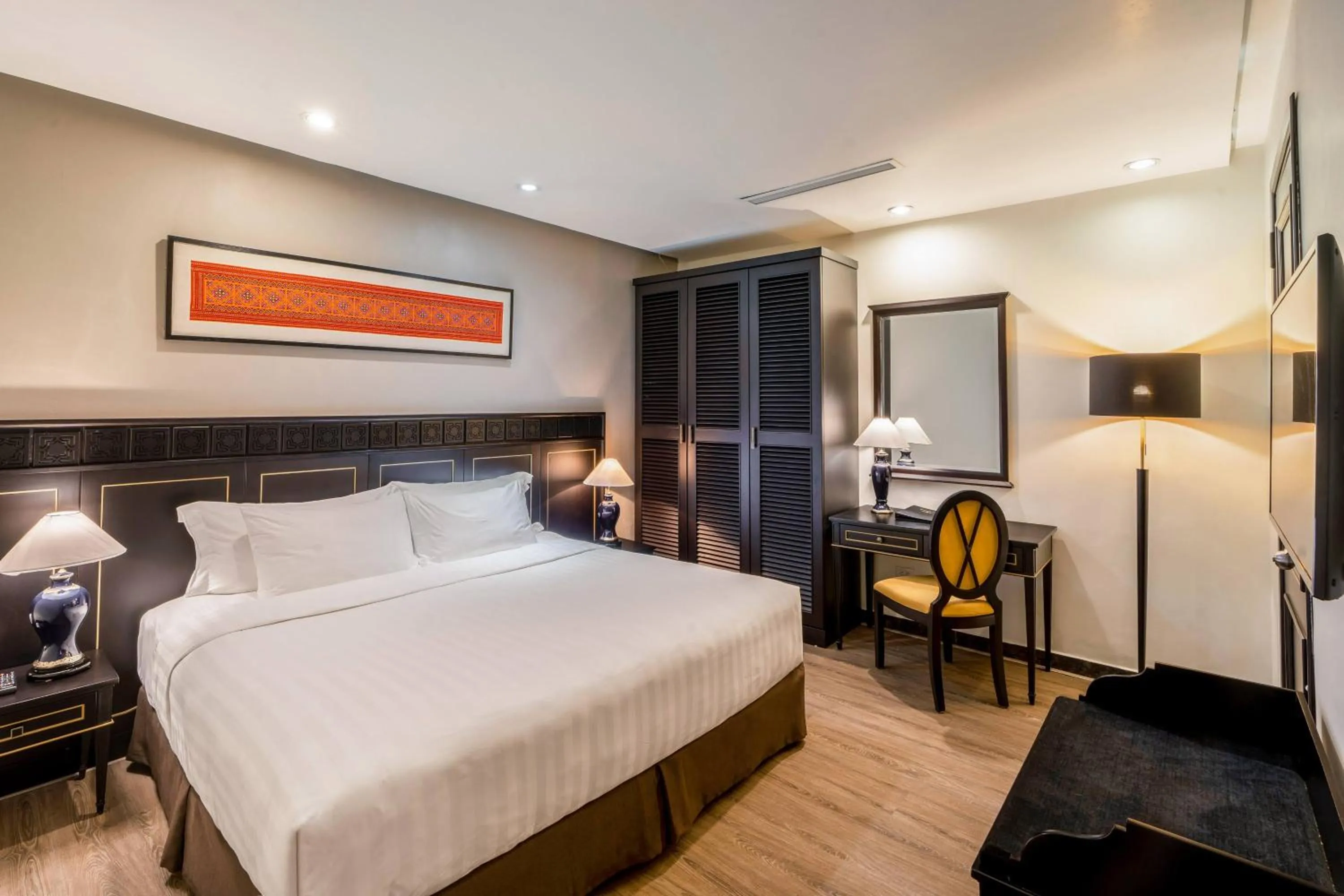 Property building, Bed in Hotel Sapa Square Affiliated by Meliá