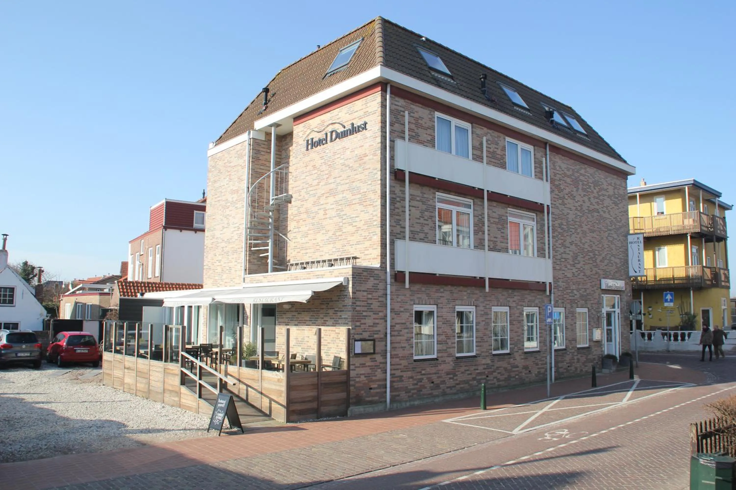Property building in Hotel Duinlust