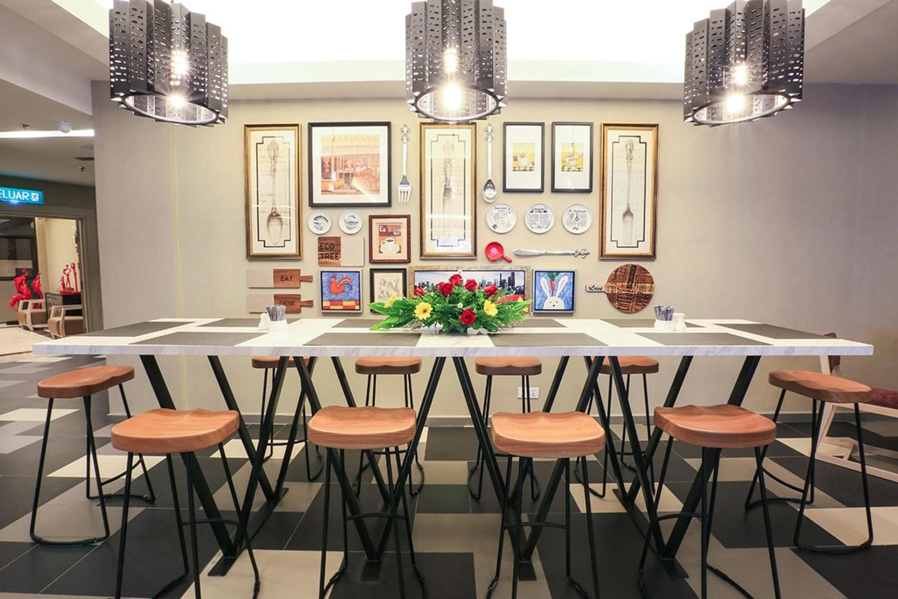 Restaurant/places to eat in Eco Tree Hotel, Melaka