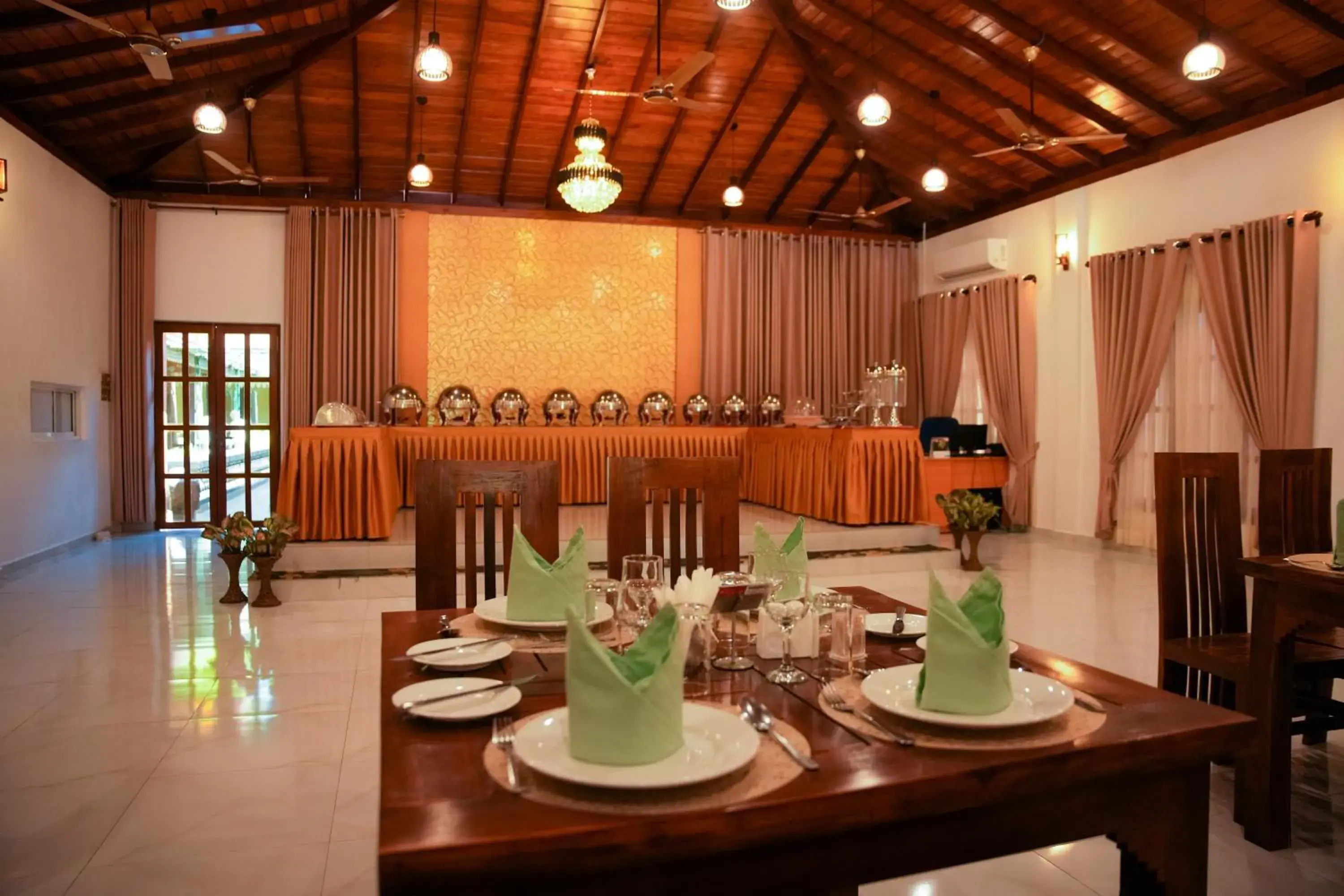 Property building in JKAB Park Hotel Property building in JKAB Park Hotel