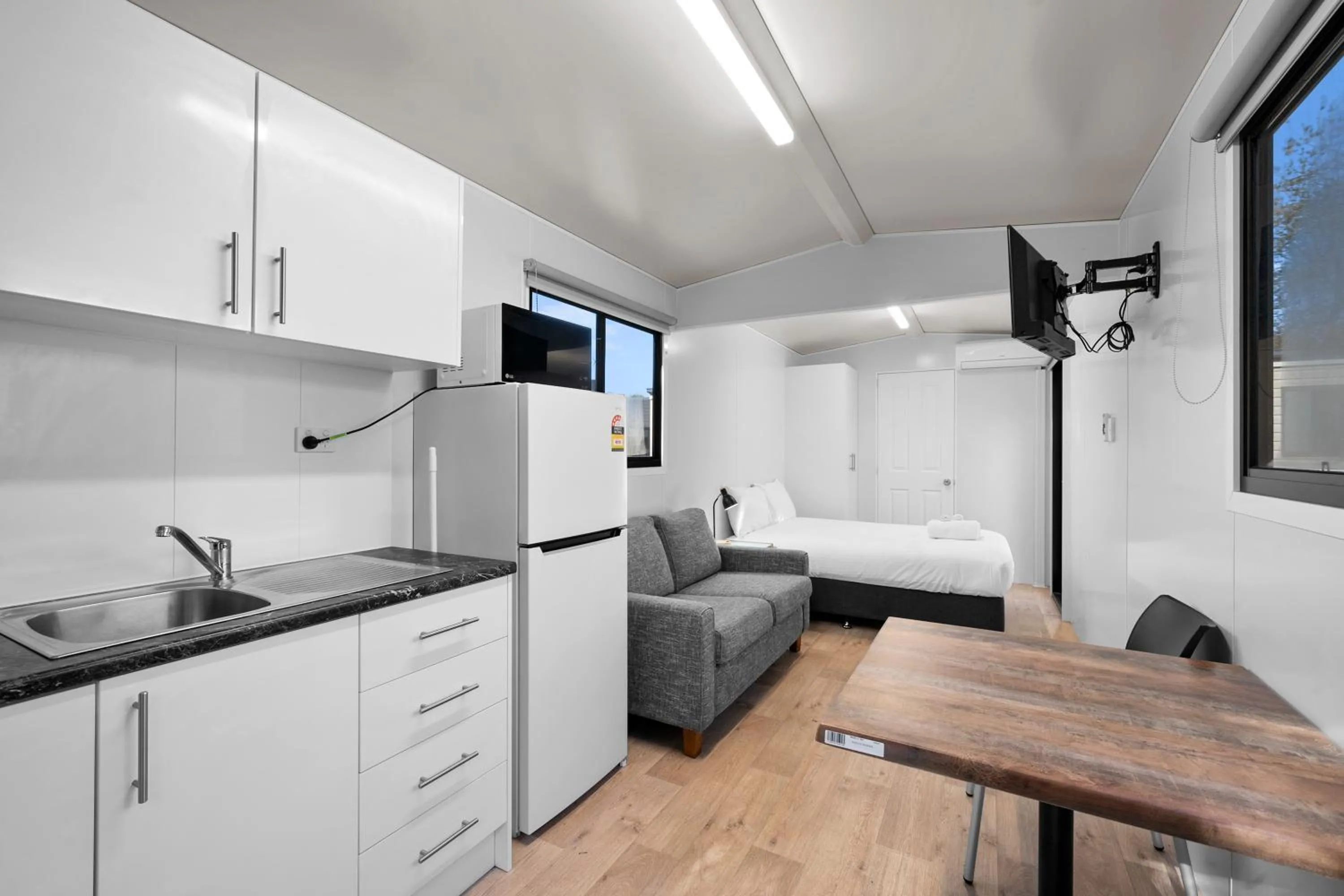 Kitchen or kitchenette in Shepparton Holiday Park and Village