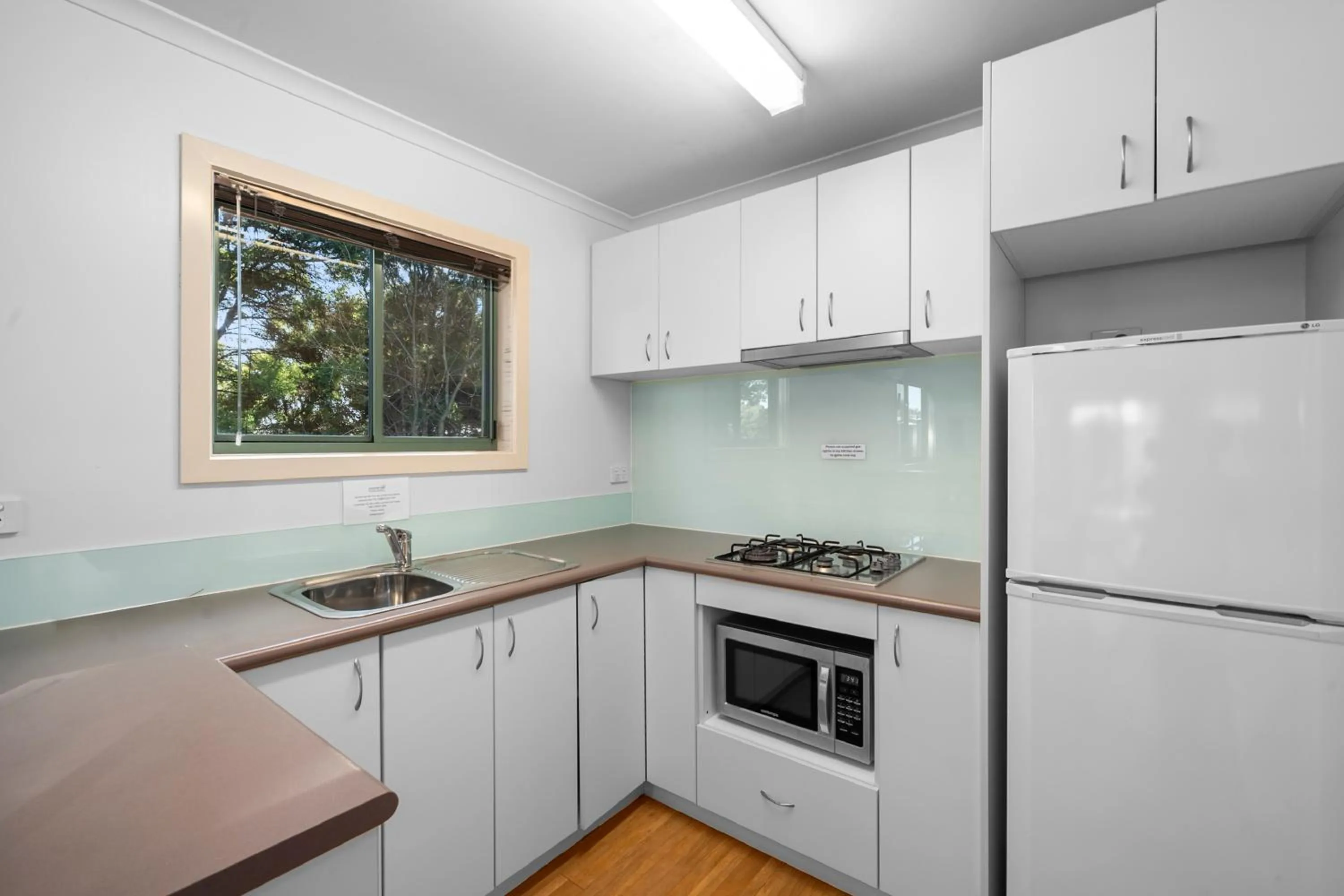 Kitchen or kitchenette in Shepparton Holiday Park and Village