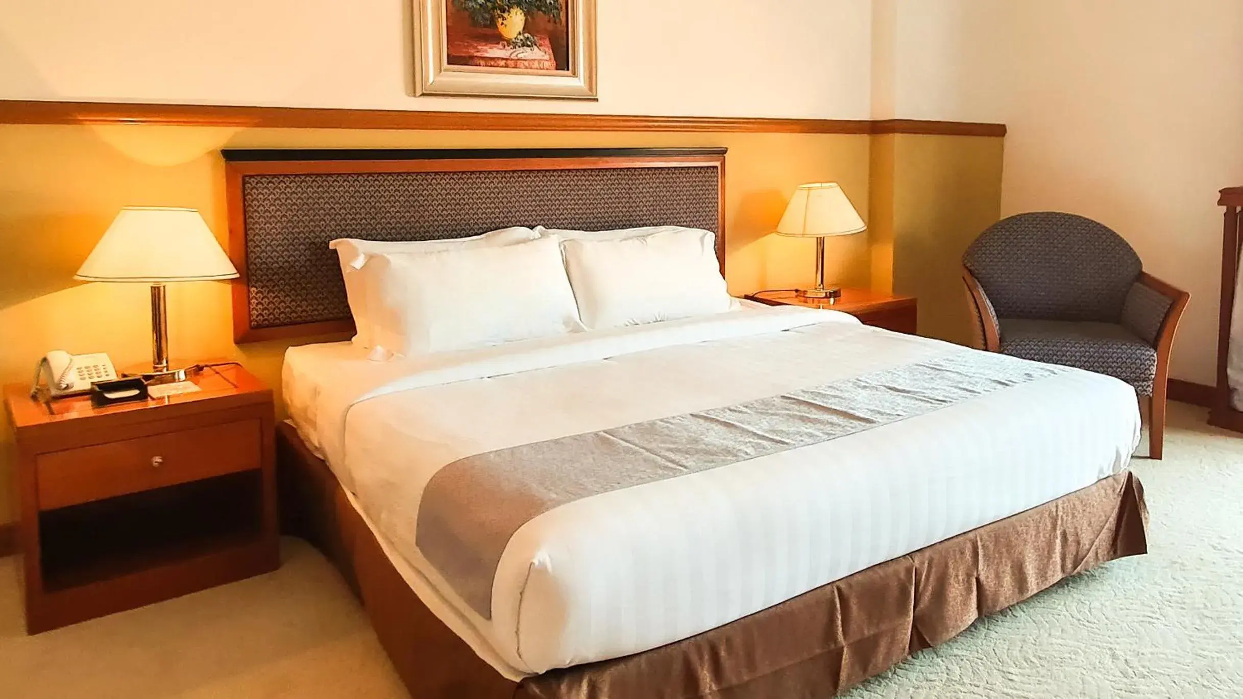 One-Bedroom Apartment in Parkview Hotel One-Bedroom Apartment in Parkview Hotel