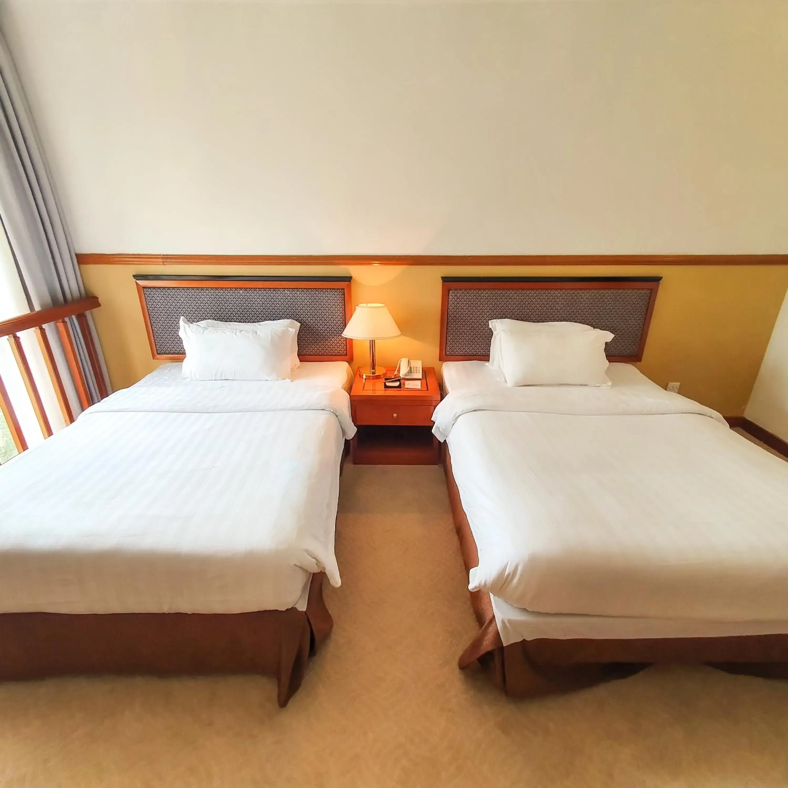 Bedroom, Bed in Parkview Hotel Bedroom, Bed in Parkview Hotel