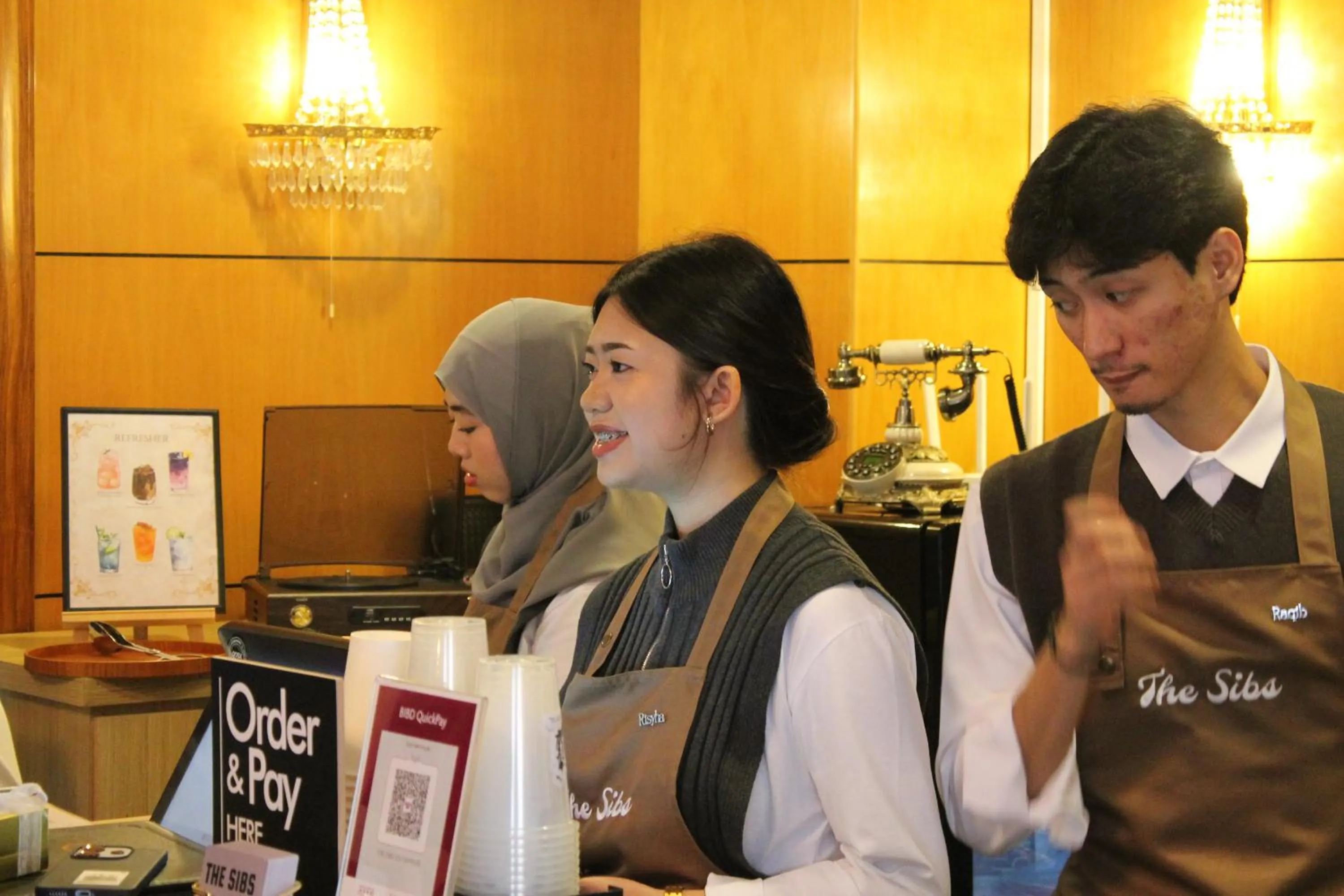 Food and drinks in Parkview Hotel