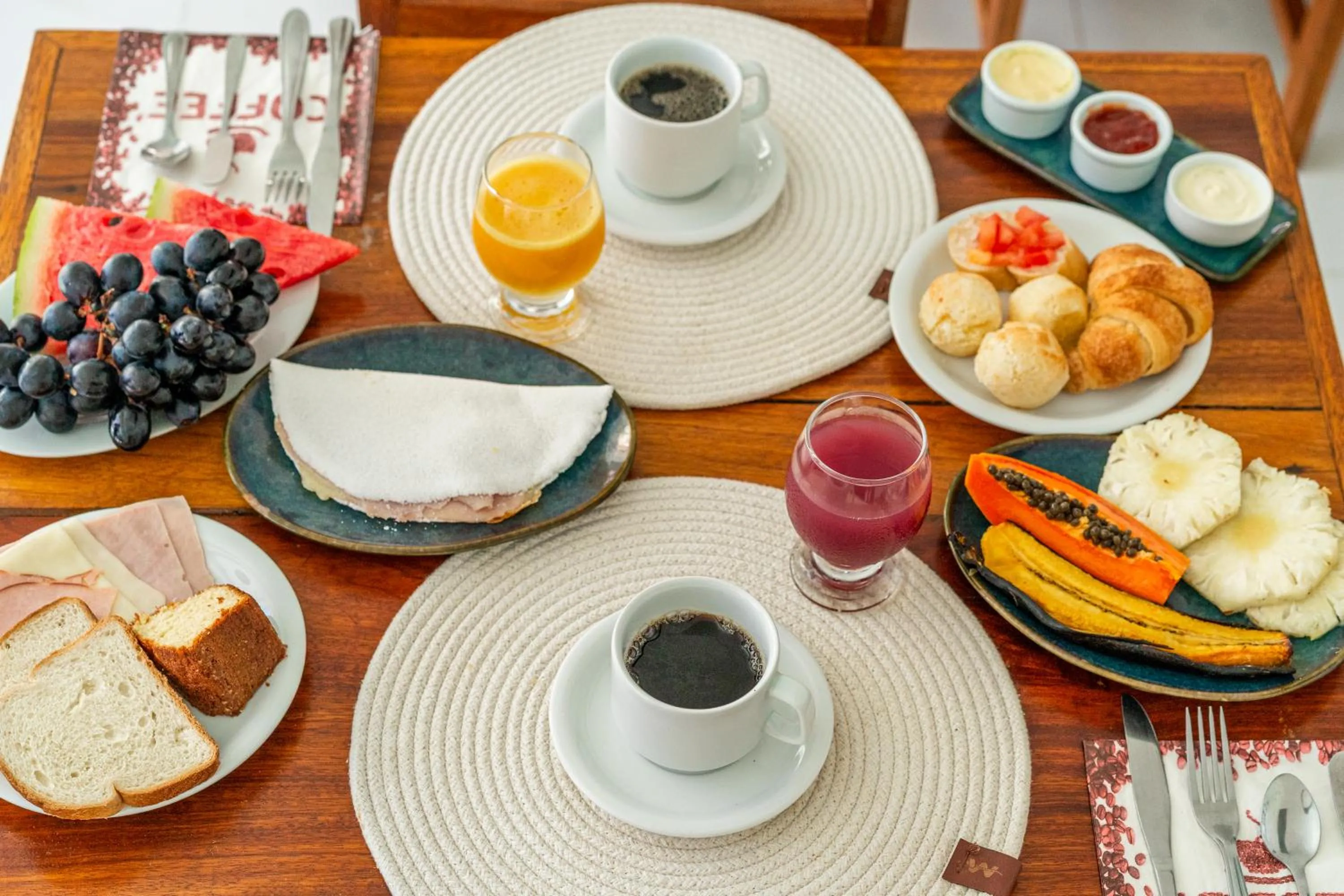Breakfast in Pousada Corais de Ibiza
