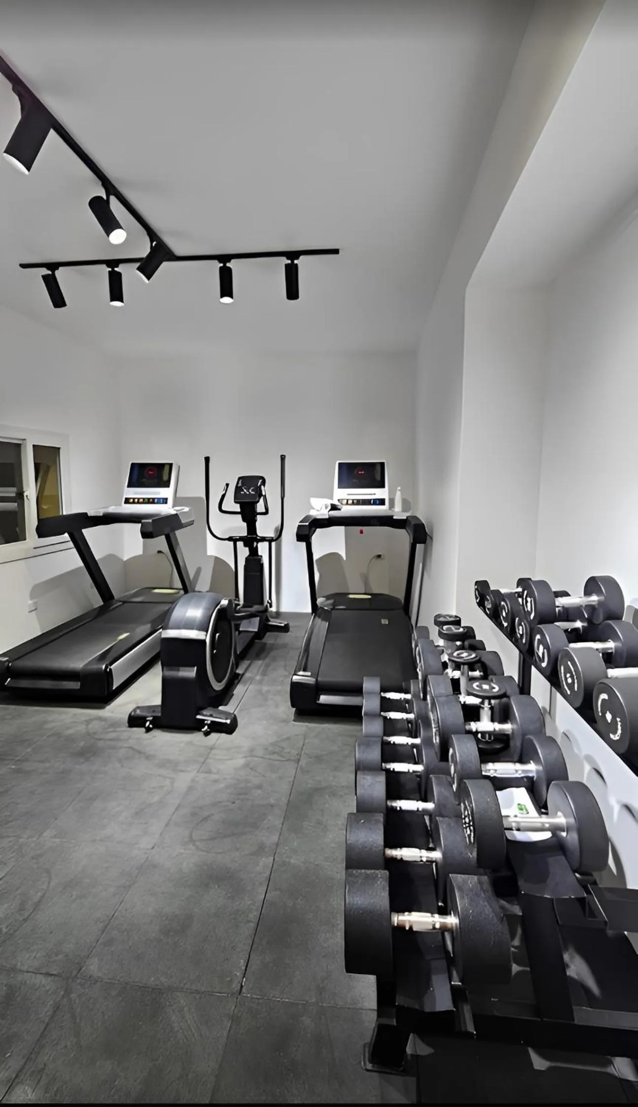 Fitness centre/facilities in Al-Dora Beach Resort