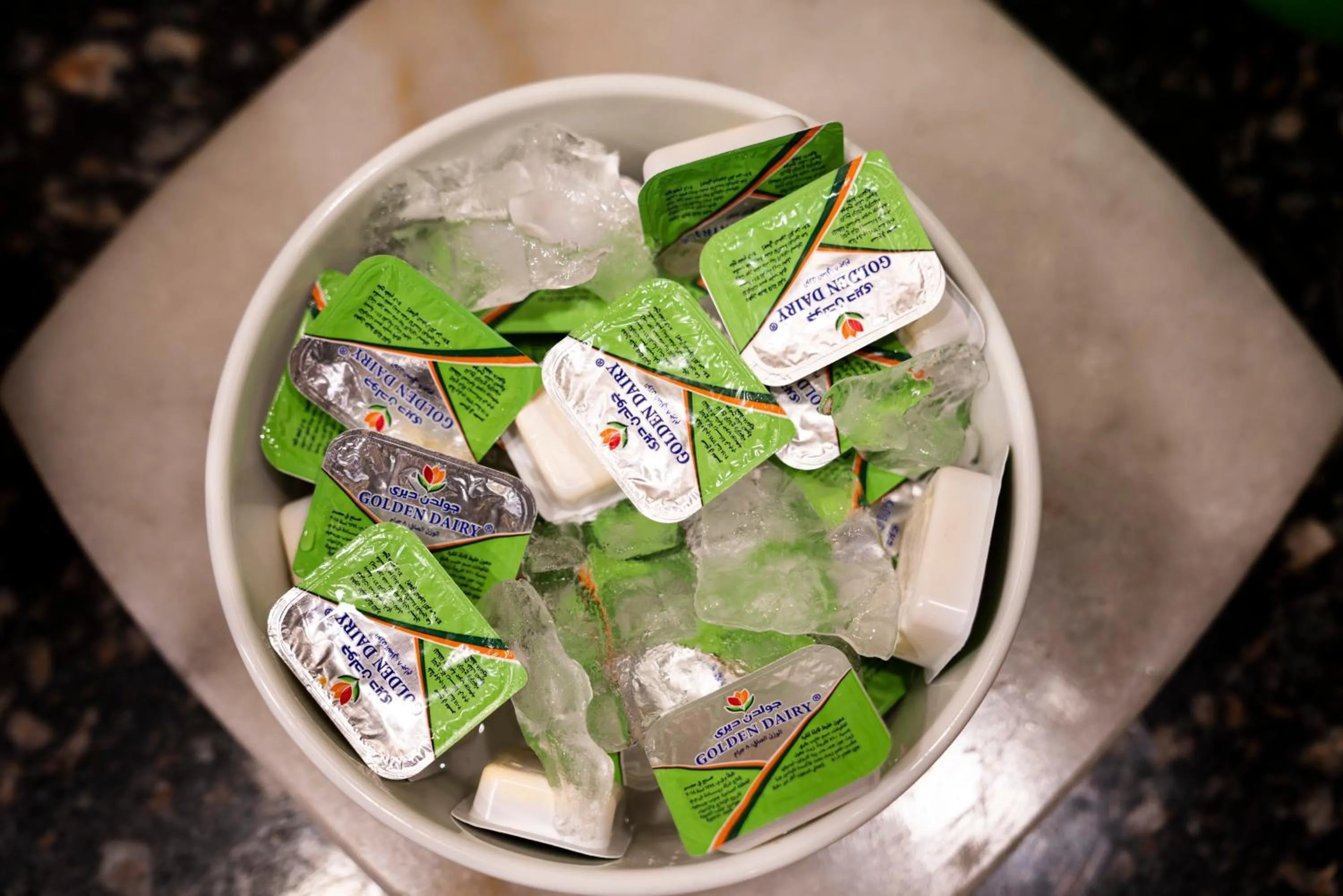 Food and drinks in Al-Dora Beach Resort