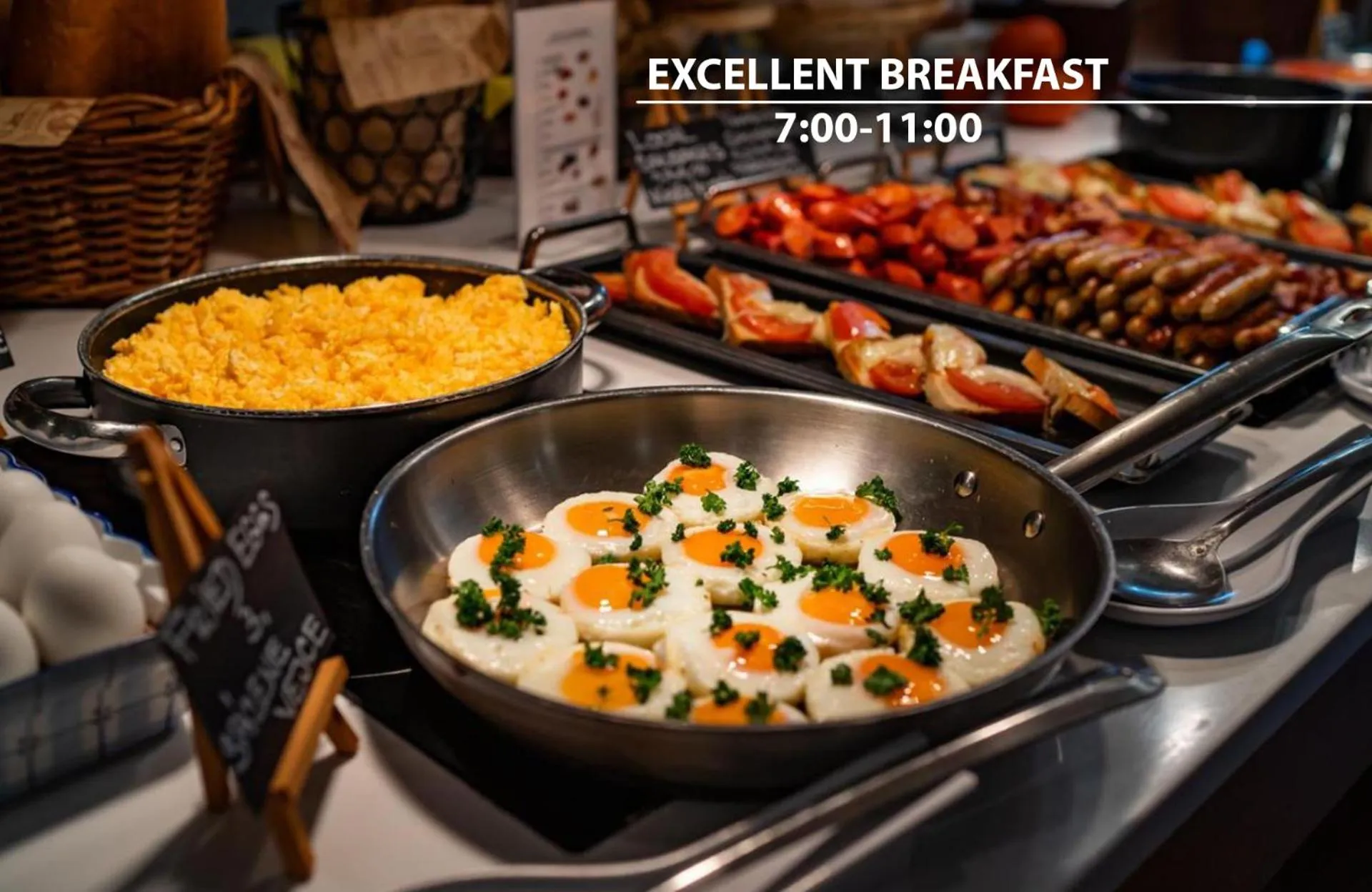 Breakfast in Cosmopolitan Bobycentrum - Czech Leading Hotels