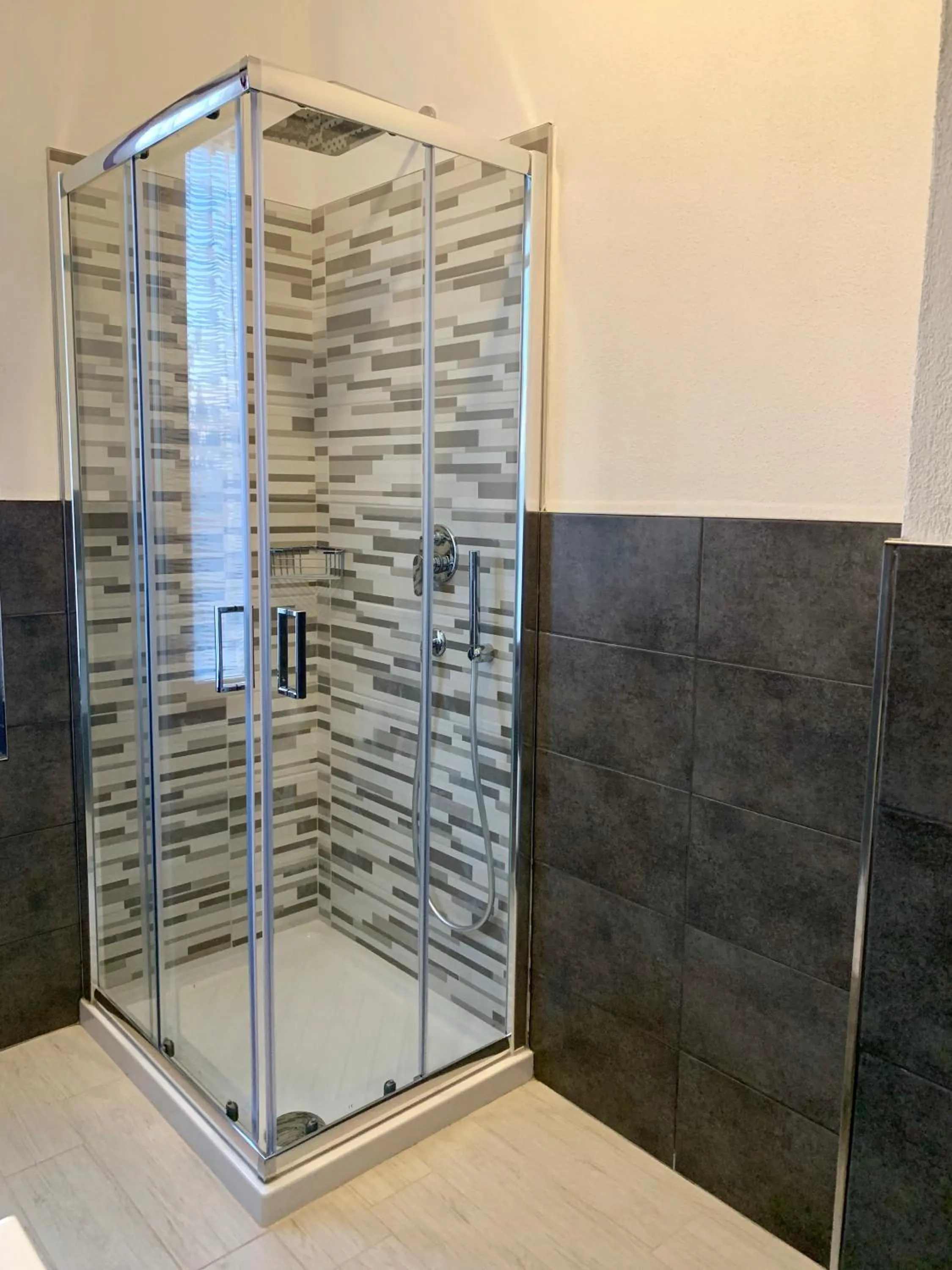 Shower in Residence la Lucciola