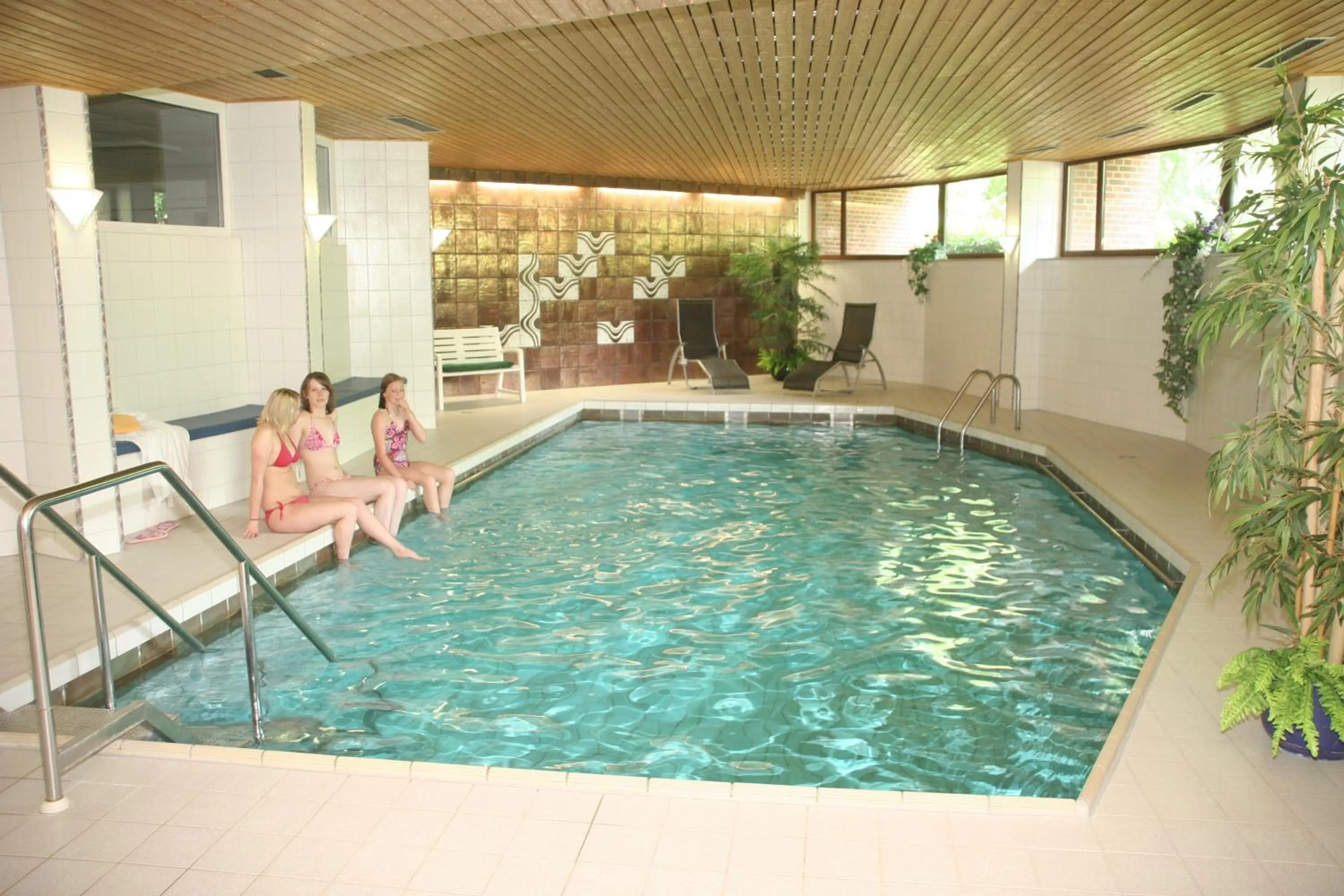 Swimming pool in Hotel Haus Deutsch Krone