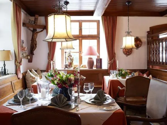 Restaurant/places to eat in Alte Posthalterei Zorneding