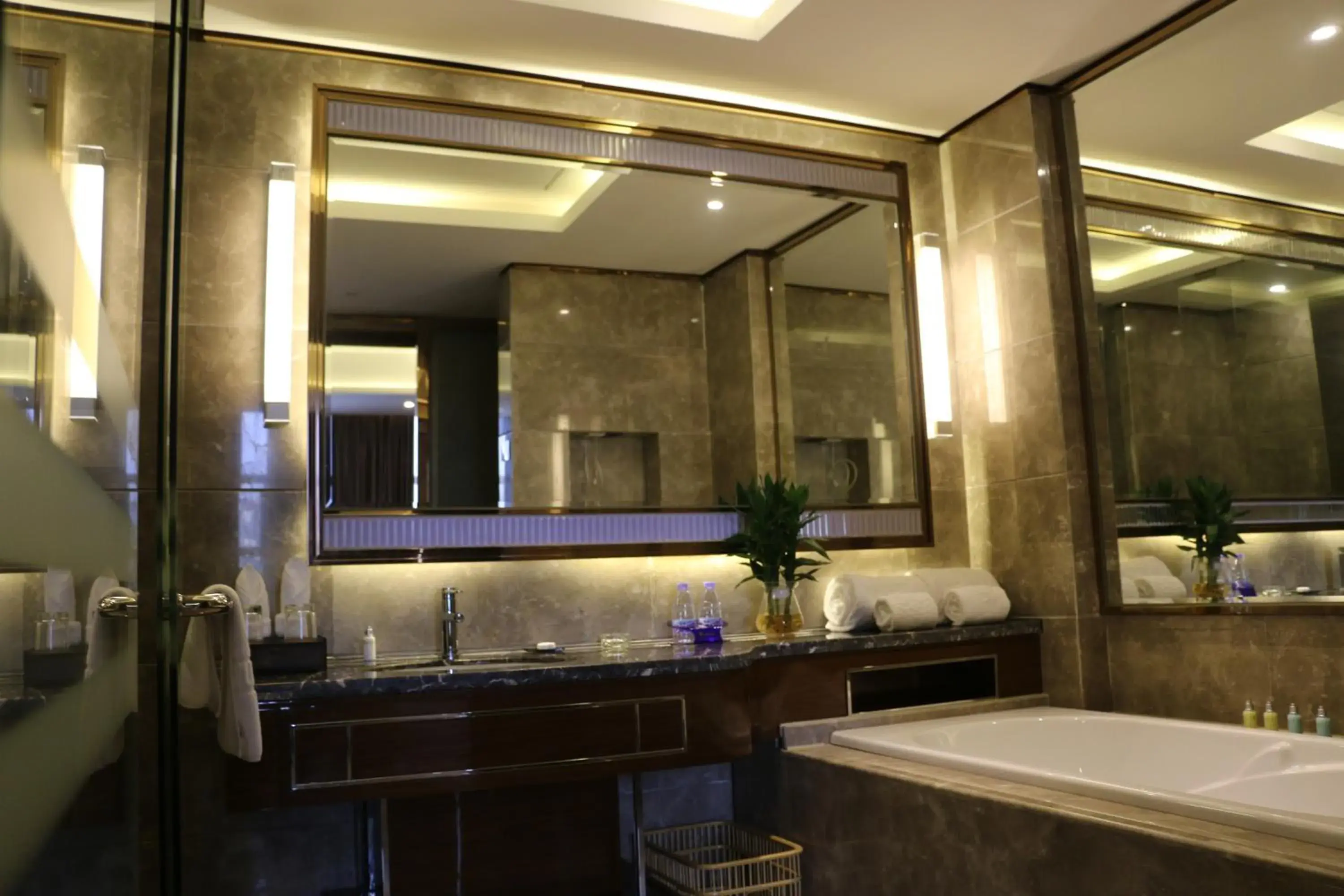 Bathroom in Guangzhou Tong Yu International Hotel