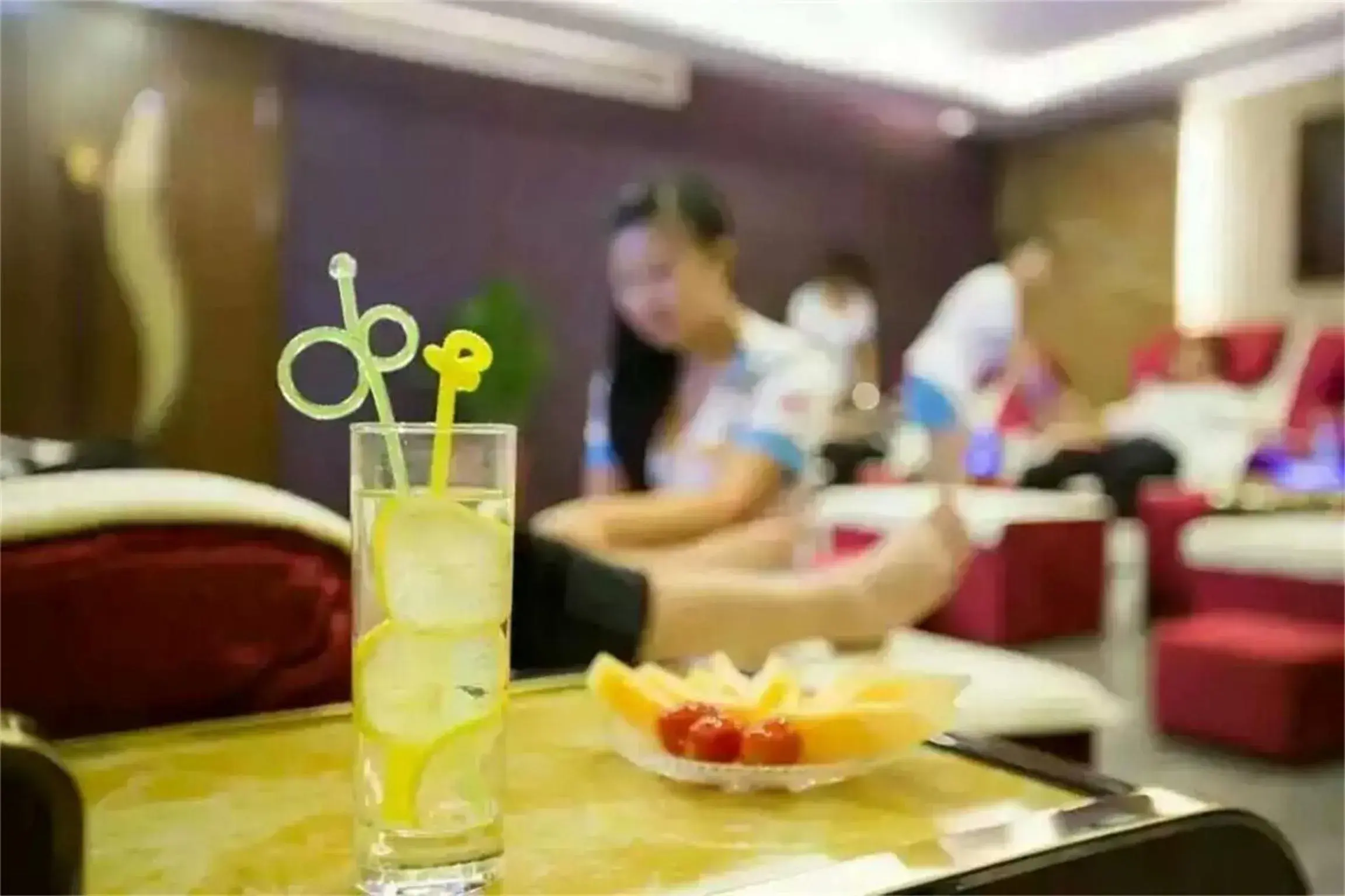 Entertainment in Guangzhou Tong Yu International Hotel