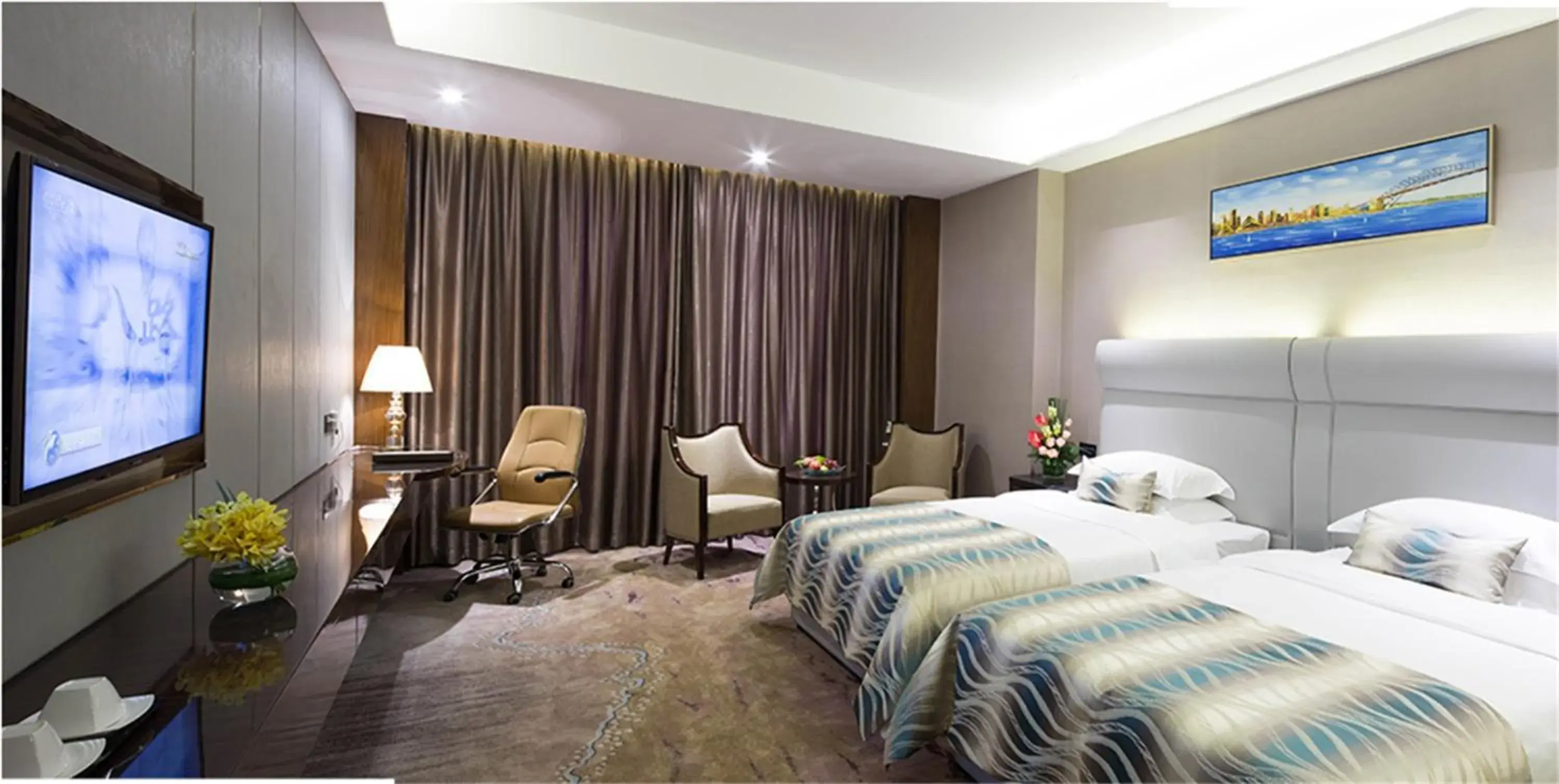 Bedroom, Bed in Guangzhou Tong Yu International Hotel