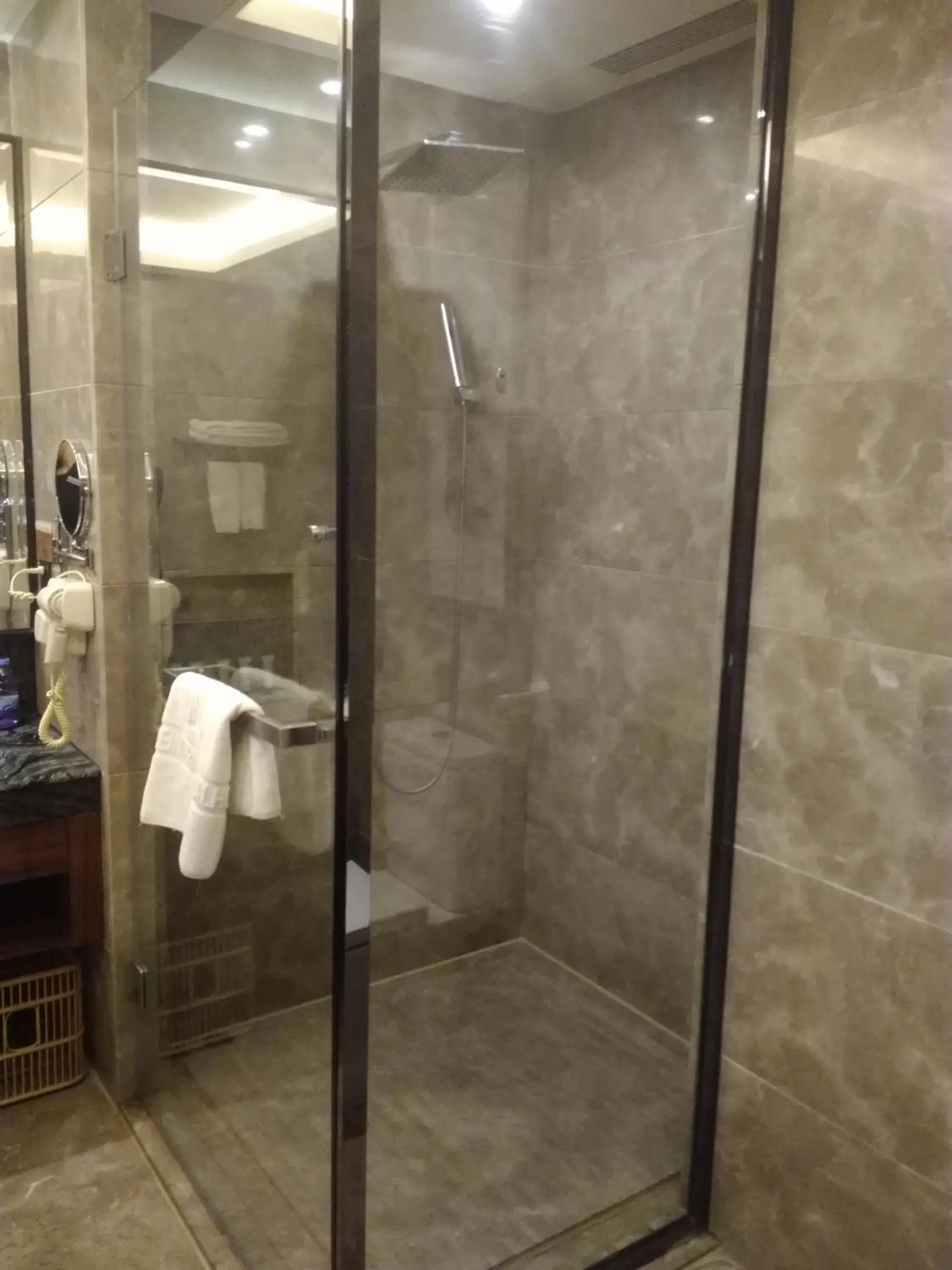 Bathroom in Guangzhou Tong Yu International Hotel