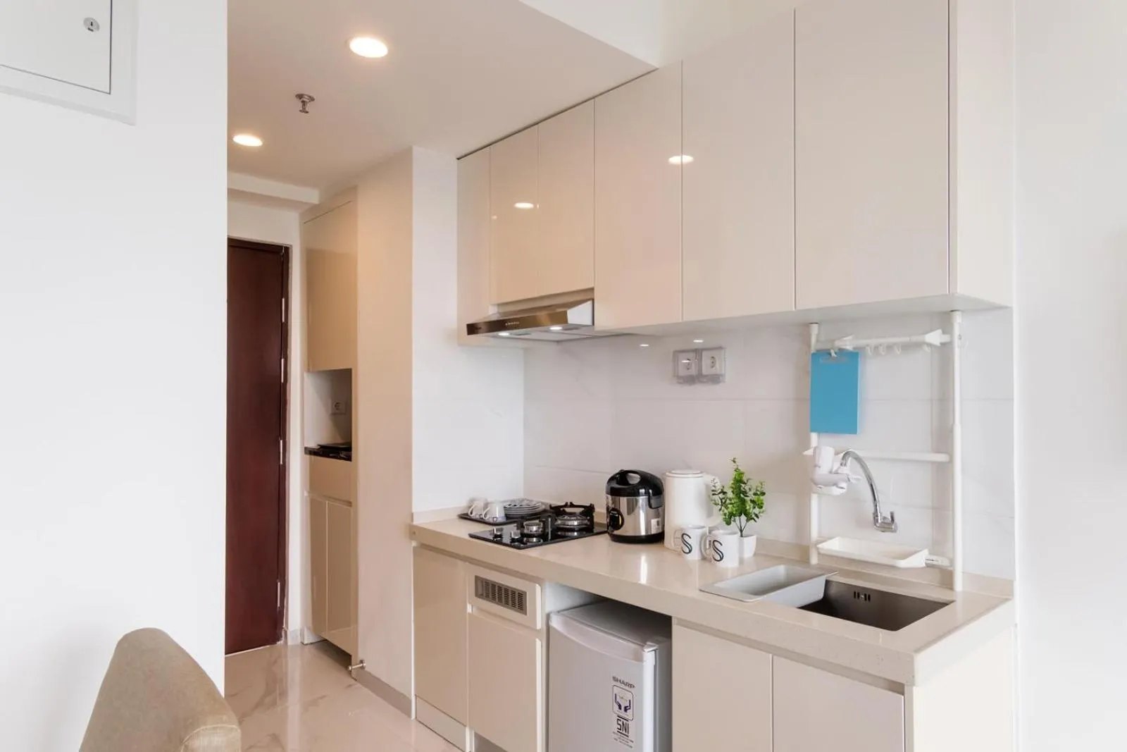 Arka by TwoSpaces Studio @Skyhouse Apartment