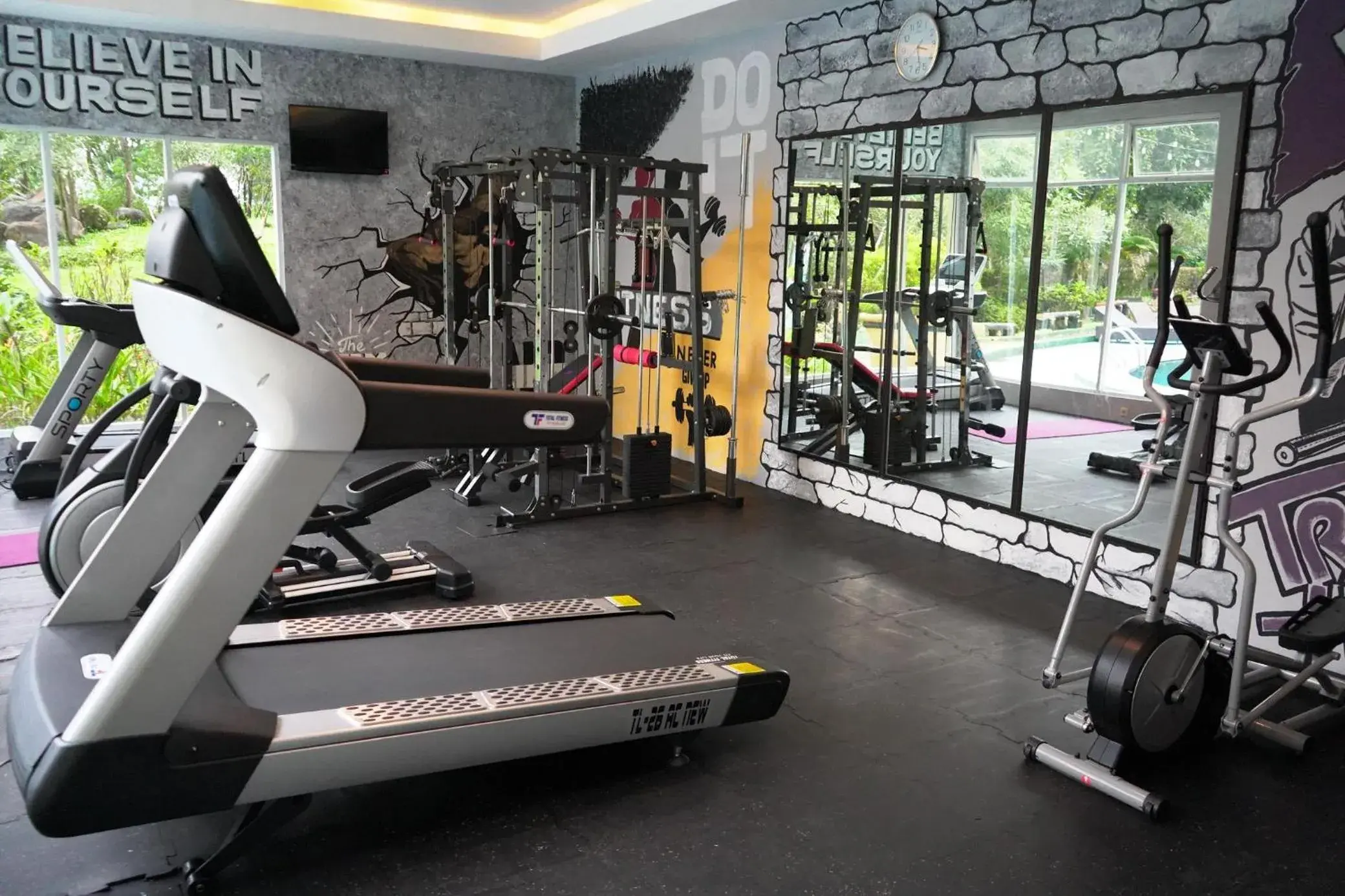 Fitness centre/facilities in Lorin Syariah Hotel Sentul Fitness centre/facilities in Lorin Syariah Hotel Sentul