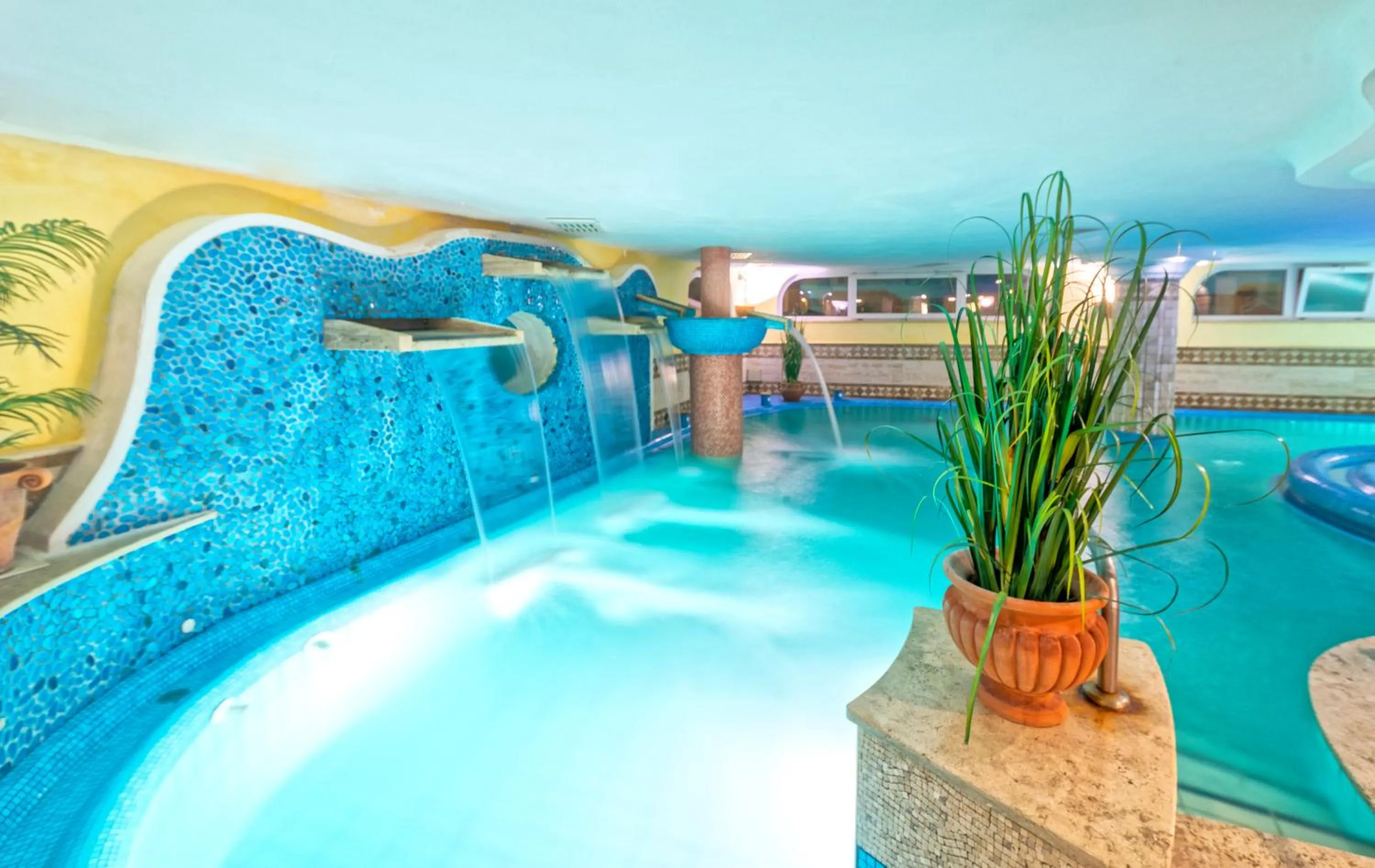 Hot Spring Bath in Hotel Terme Tritone Resort & Spa