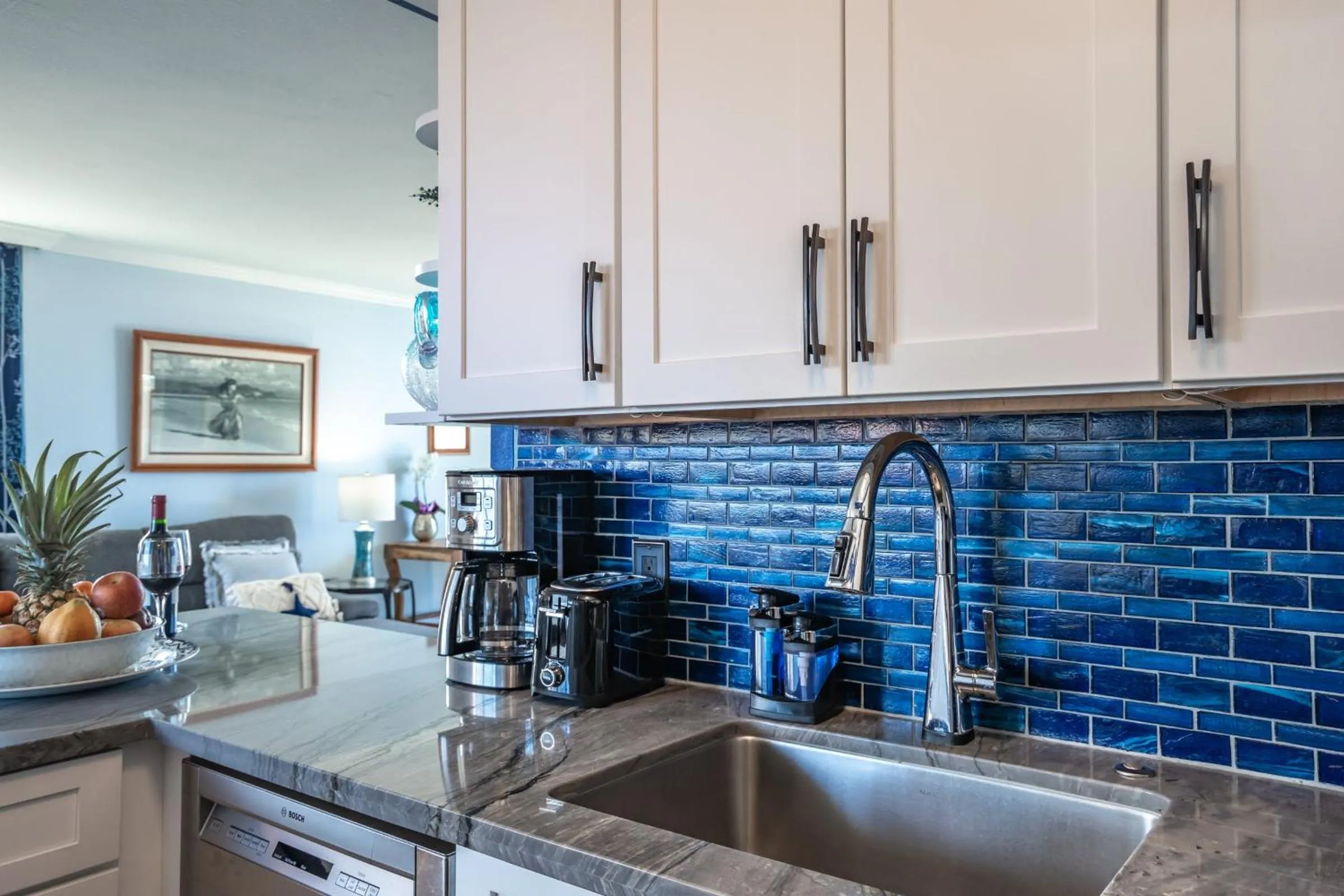 Kitchen or kitchenette in Royal Kahana 920