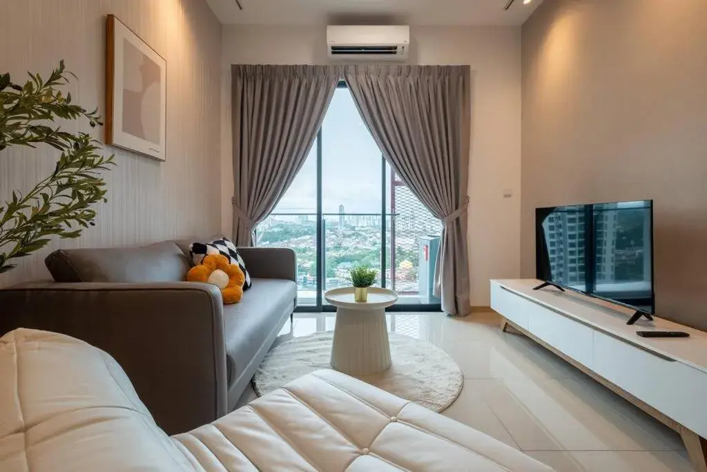 Living room in Blissful Cottage@FeelHome/2BR,7pax,MRT 中文房东 Living room in Blissful Cottage@FeelHome/2BR,7pax,MRT 中文房东