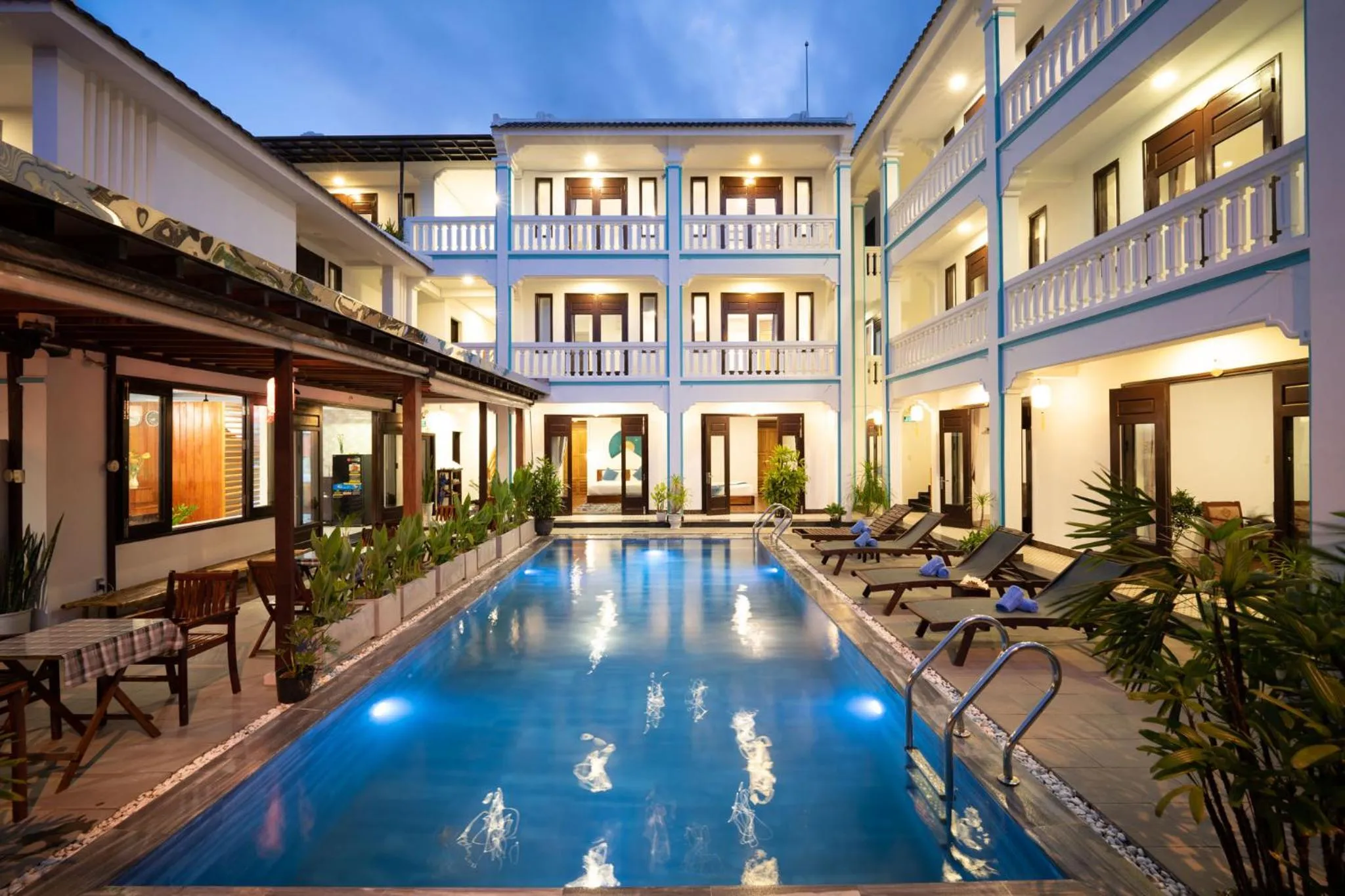 Toilet in Seagull Nest Hoi An Beach Village