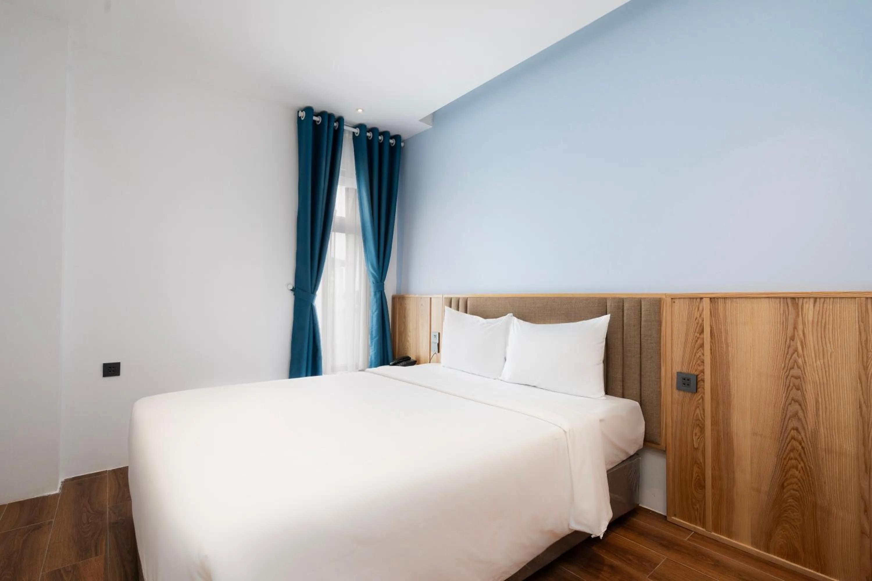 Bedroom, Bed in Haven Hut Riverside Hotel