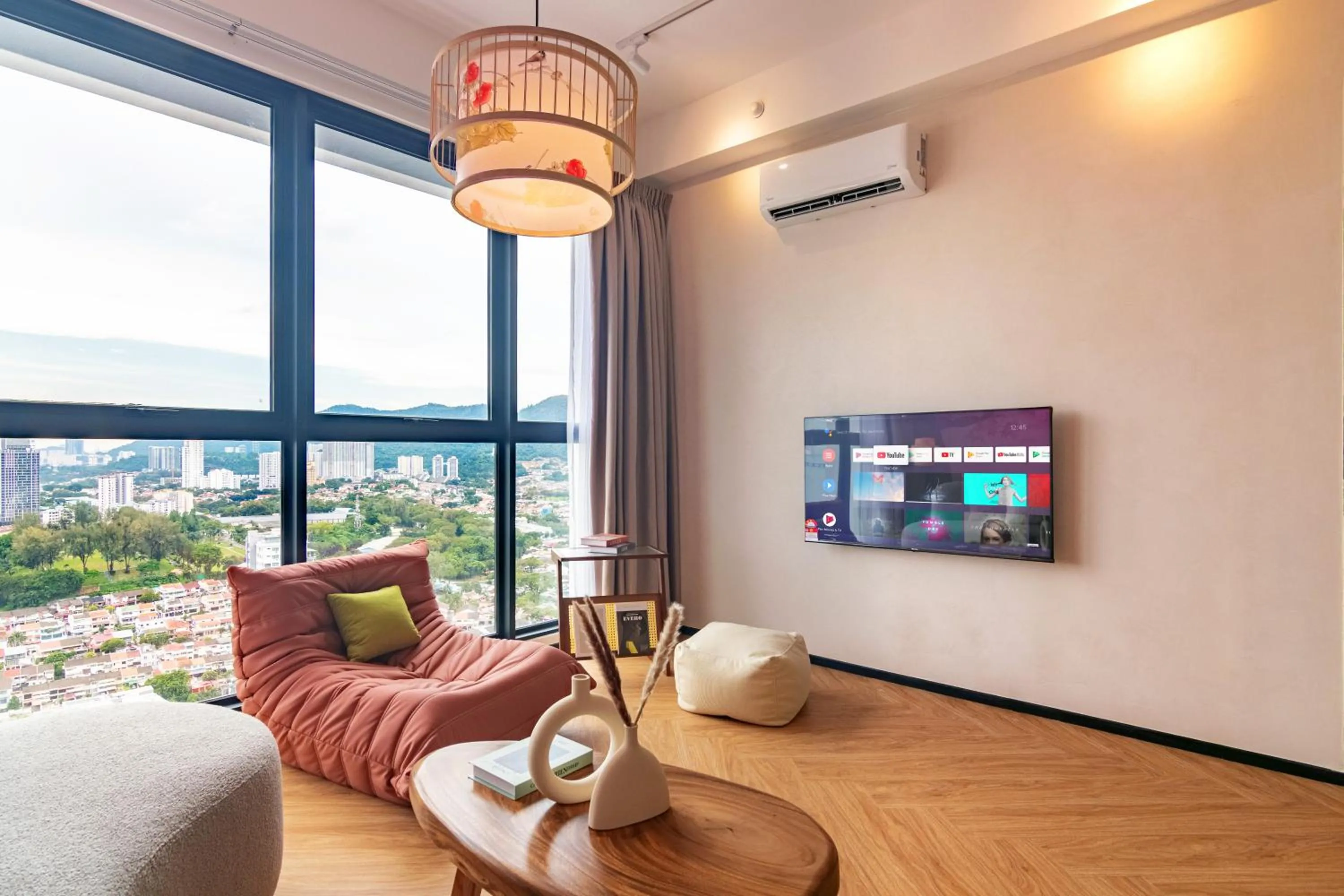 Living room in Urban Suites, Classic Collection by Stellar ALV