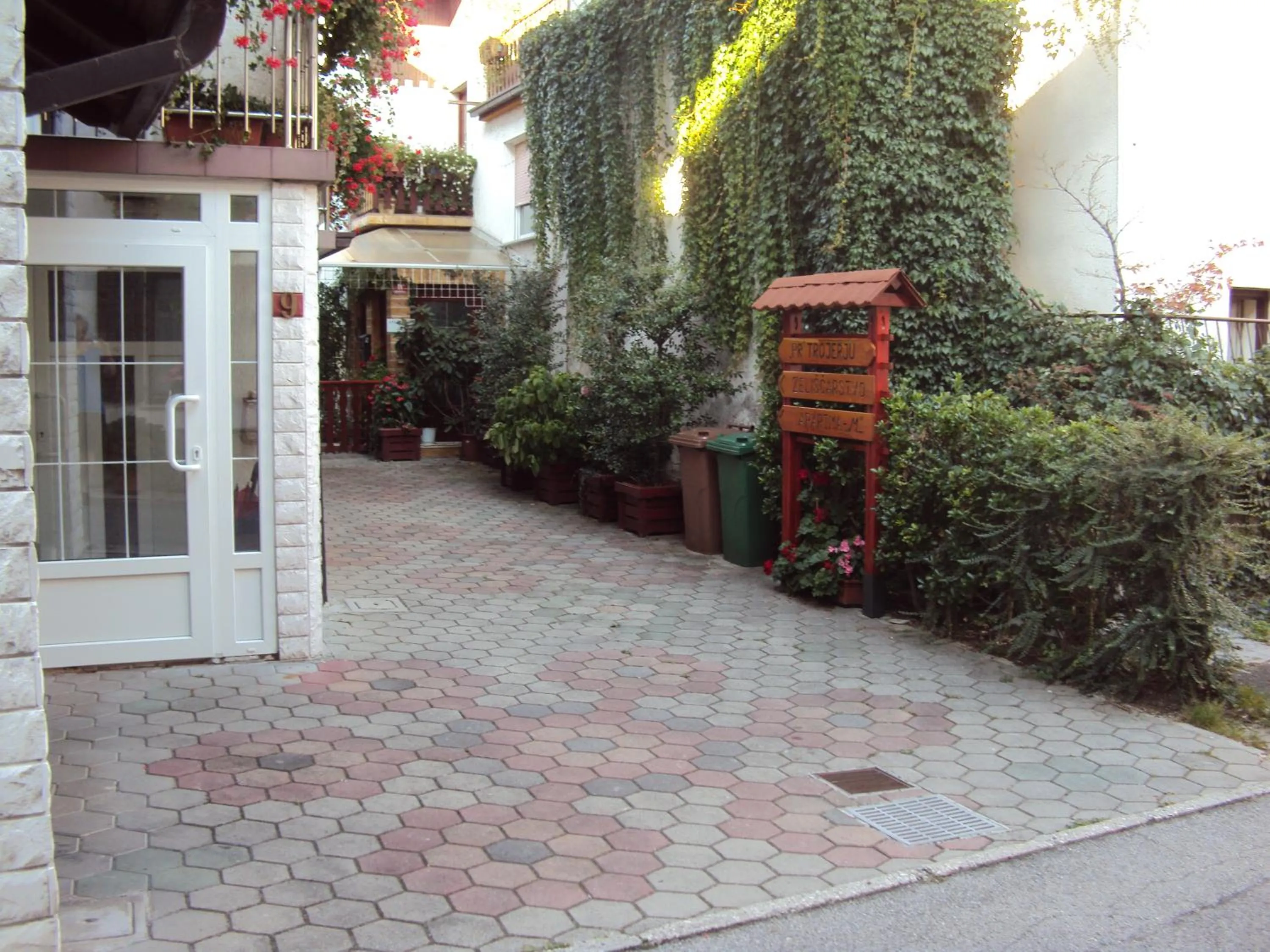 Area and facilities in Apartment Maruška