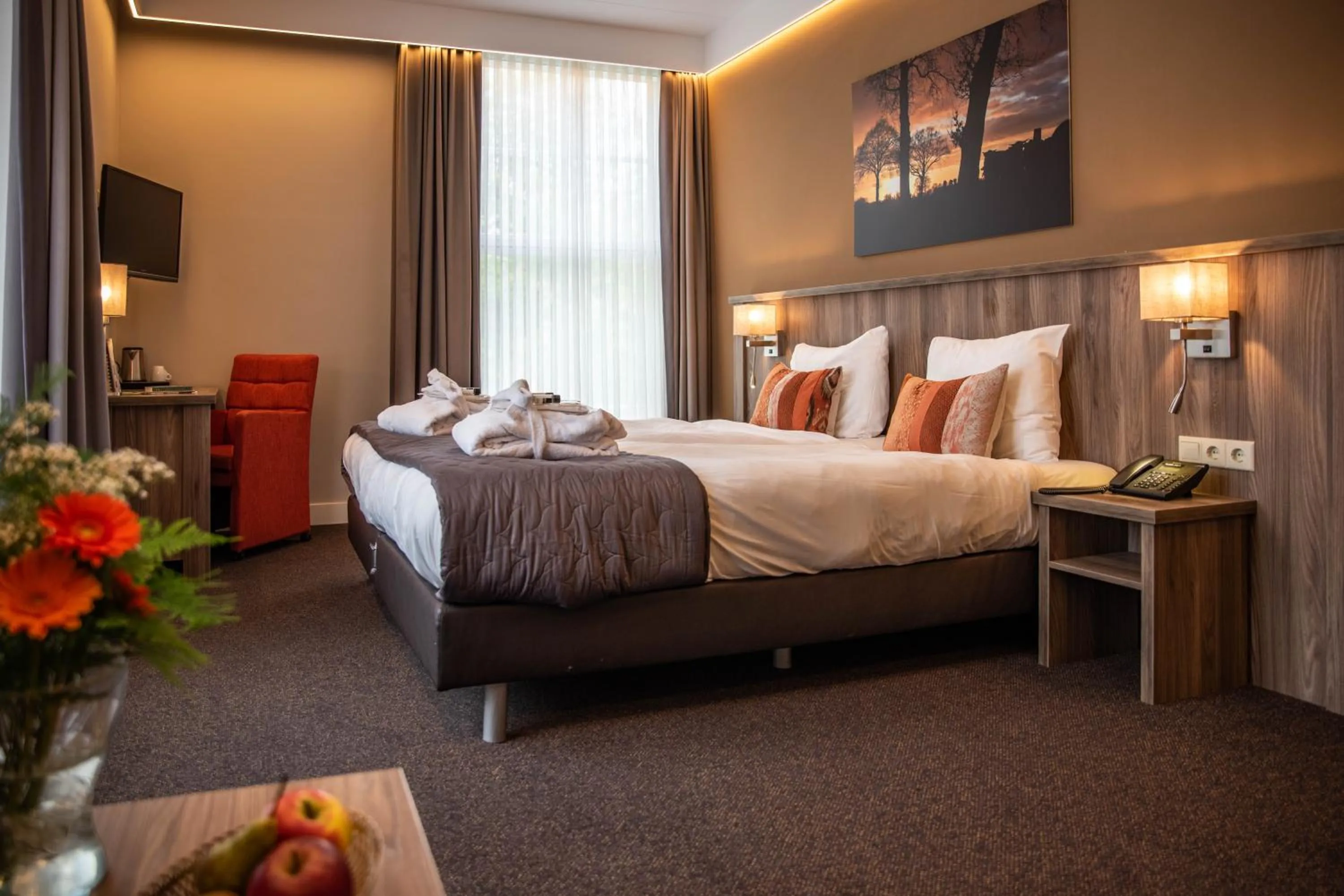 Photo of the whole room, Bed in Landgoed Hotel & Restaurant Carelshaven