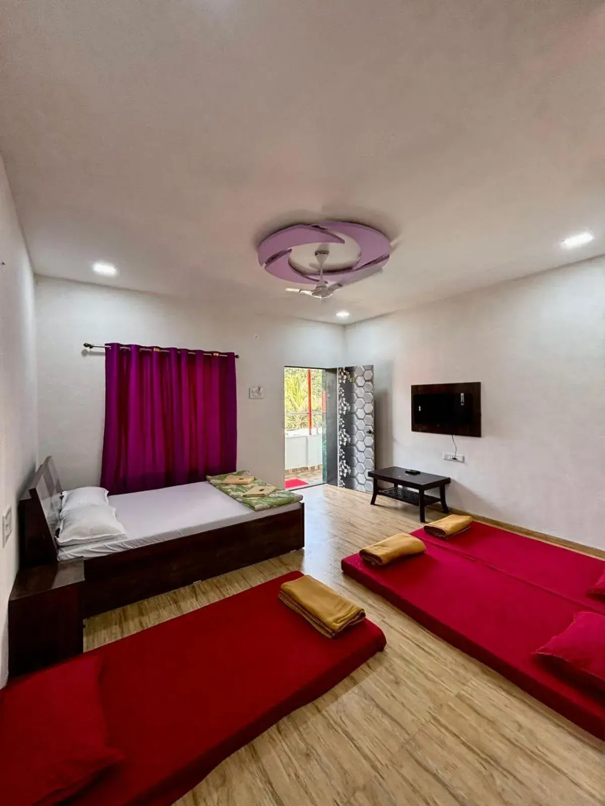 Deluxe Family Suite in Oxygen Resort, Akshi Deluxe Family Suite in Oxygen Resort, Akshi