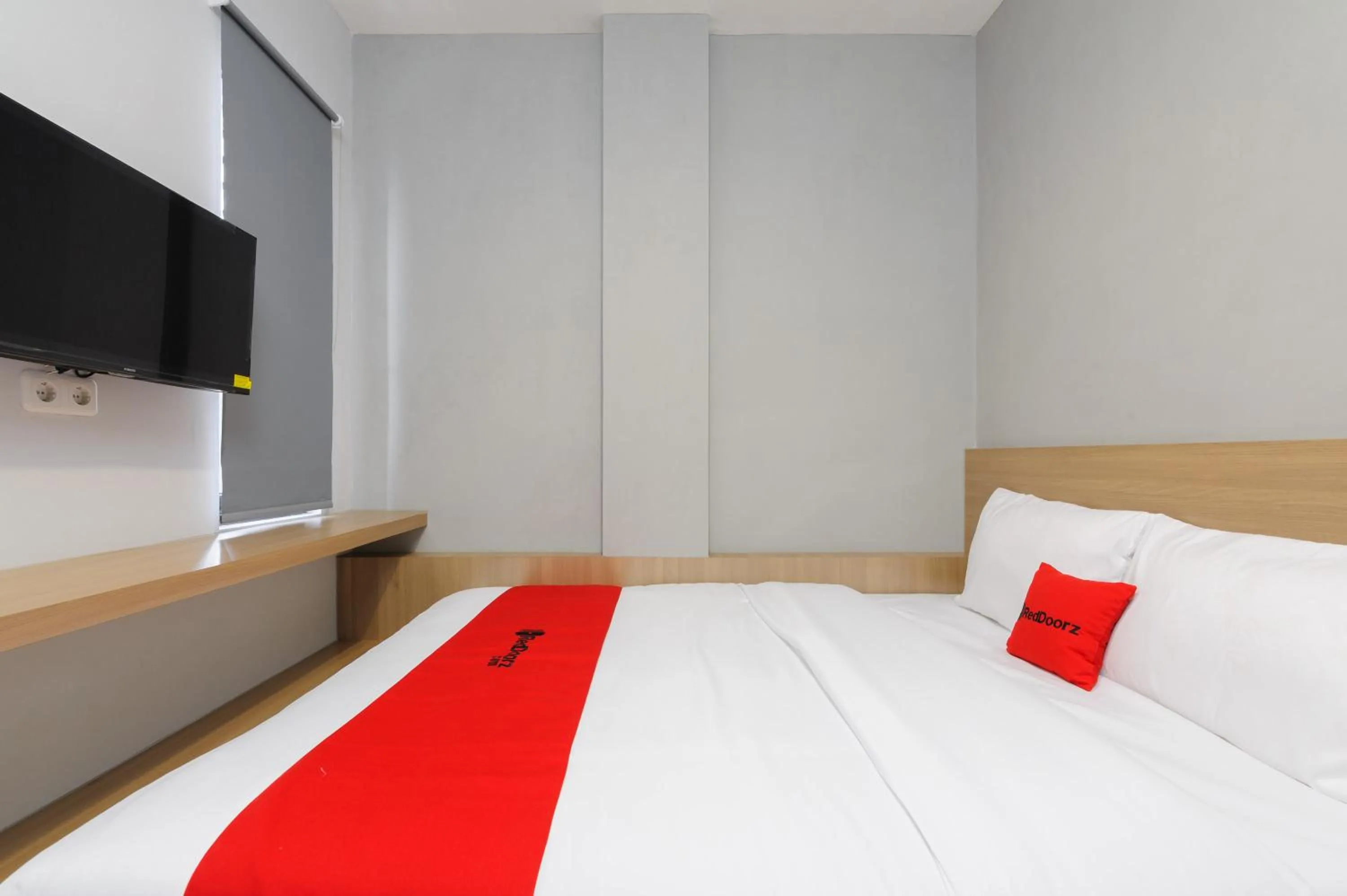 RedDoorz Plus @ Kedaton Lampung