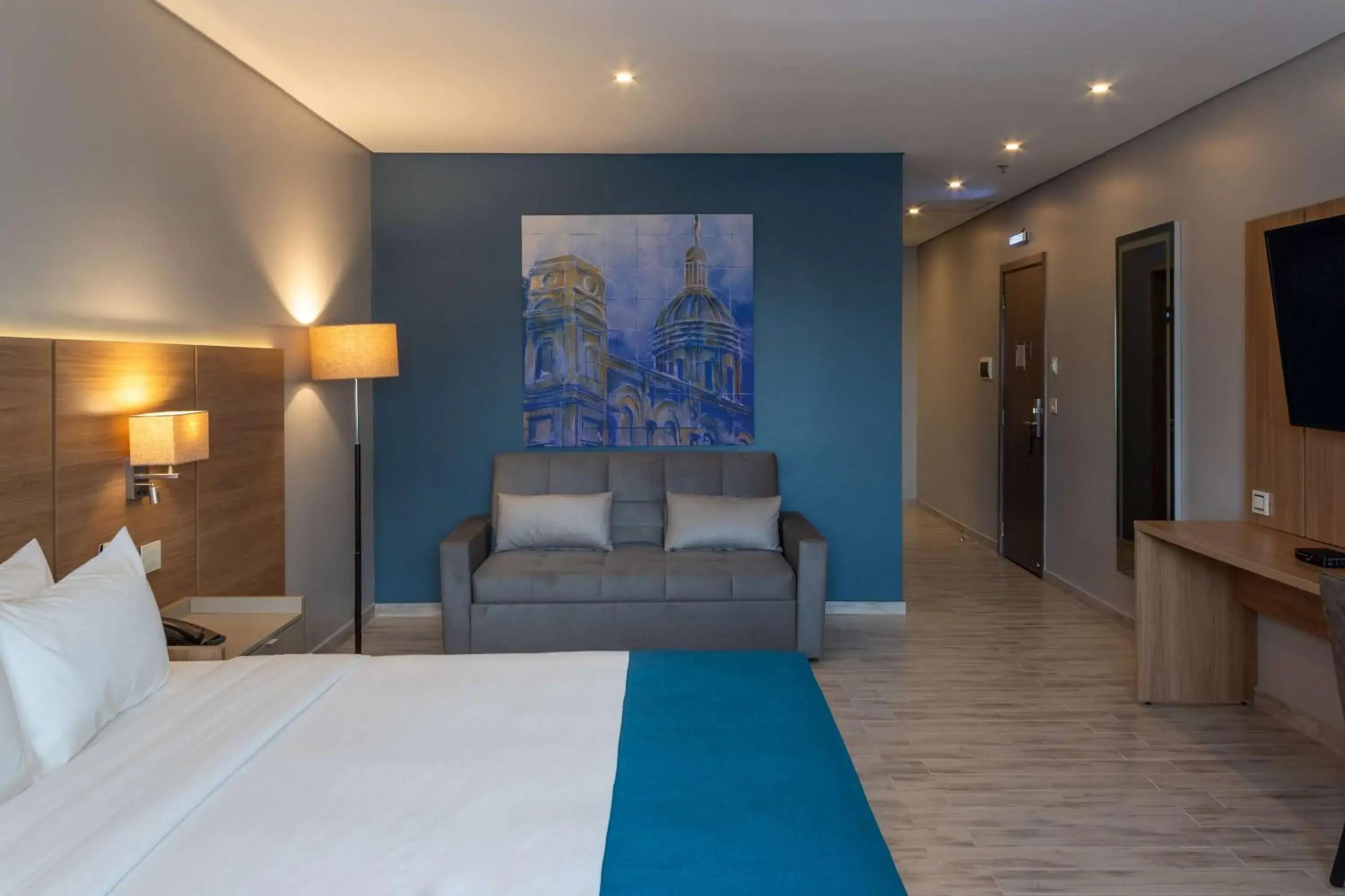 Photo of the whole room, Bed in Tryp by Wyndham Asuncion Photo of the whole room, Bed in Tryp by Wyndham Asuncion