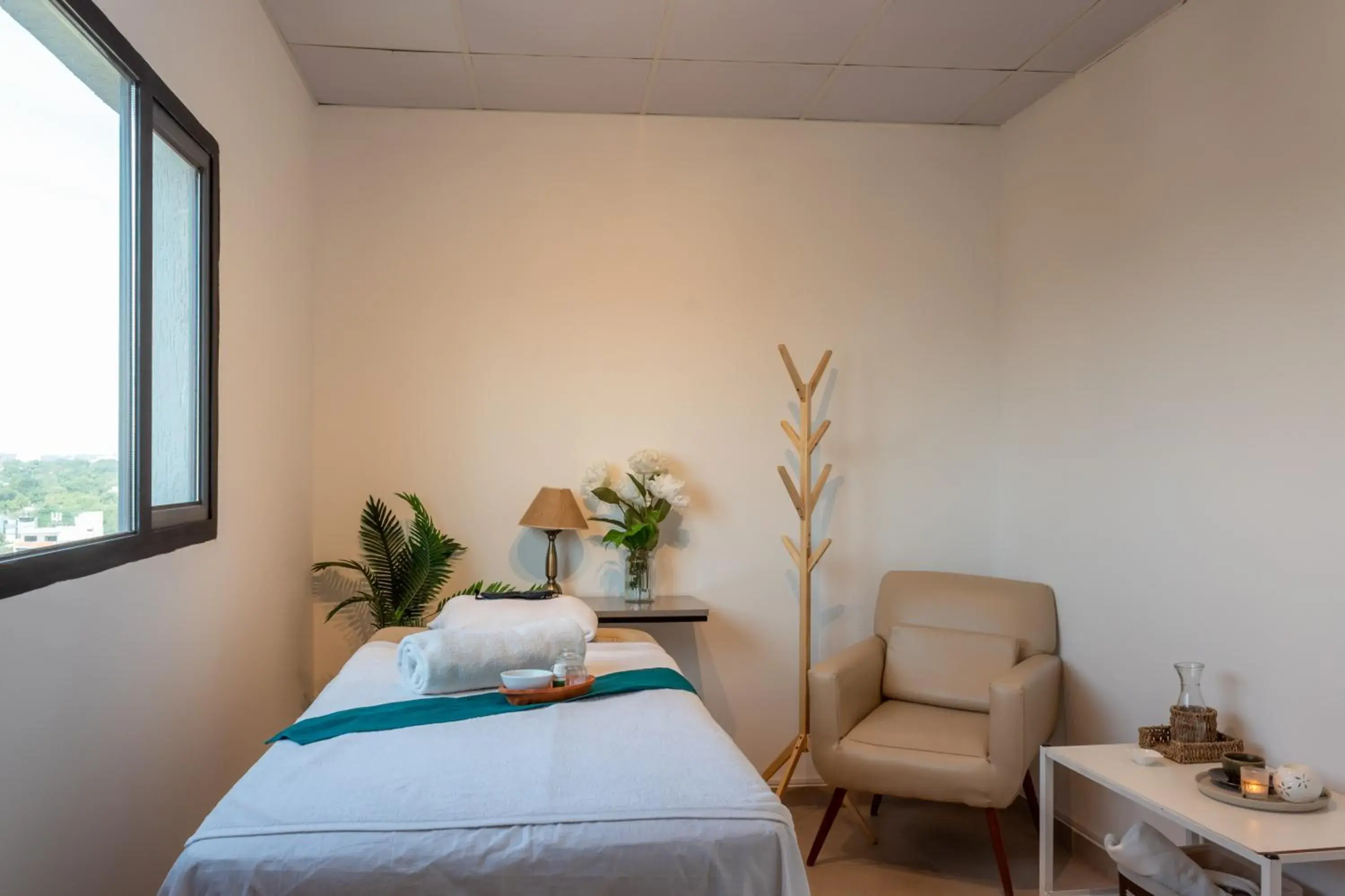 Spa and wellness centre/facilities, Bed in Tryp by Wyndham Asuncion Spa and wellness centre/facilities, Bed in Tryp by Wyndham Asuncion