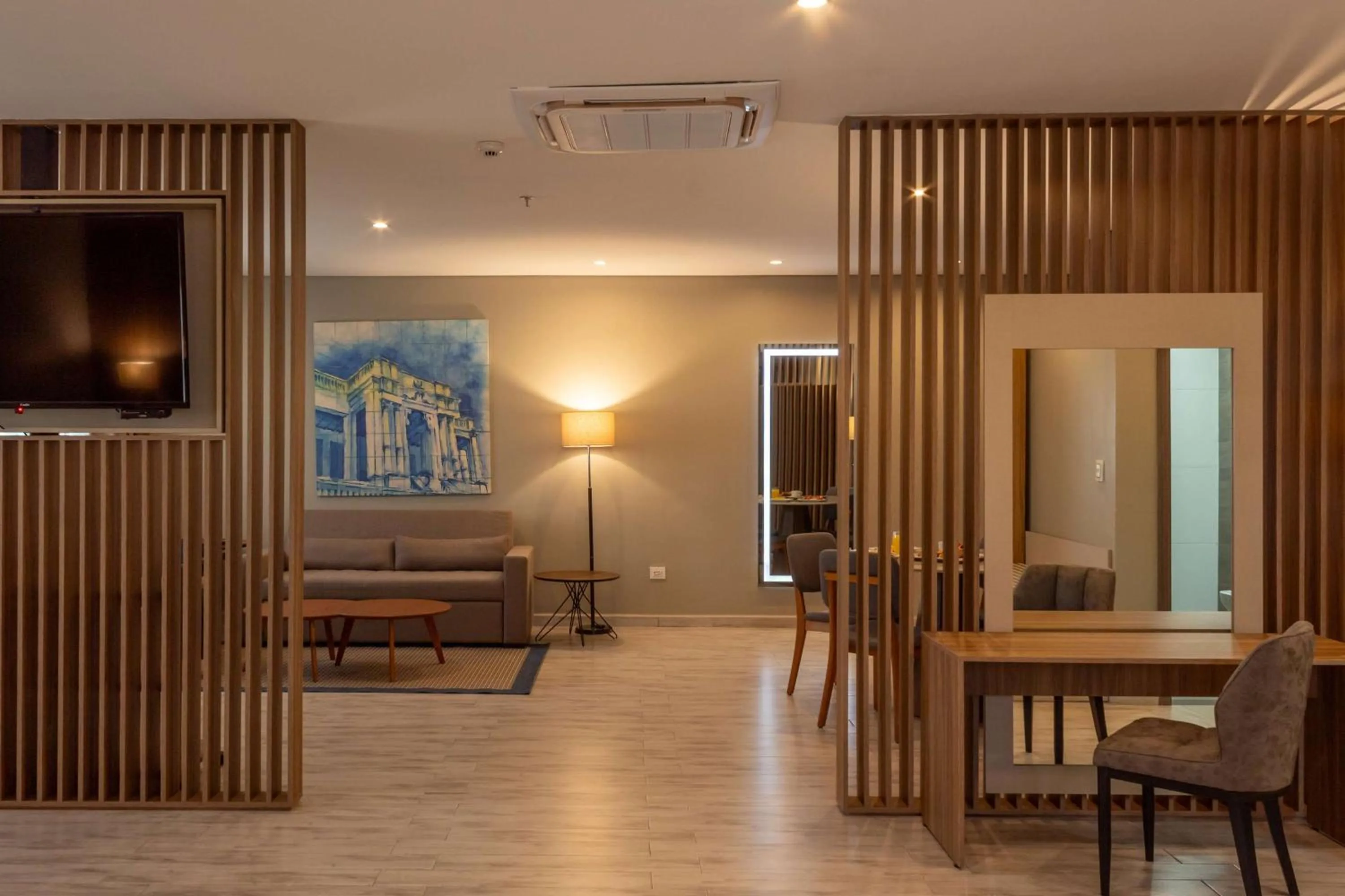 Photo of the whole room in Tryp by Wyndham Asuncion