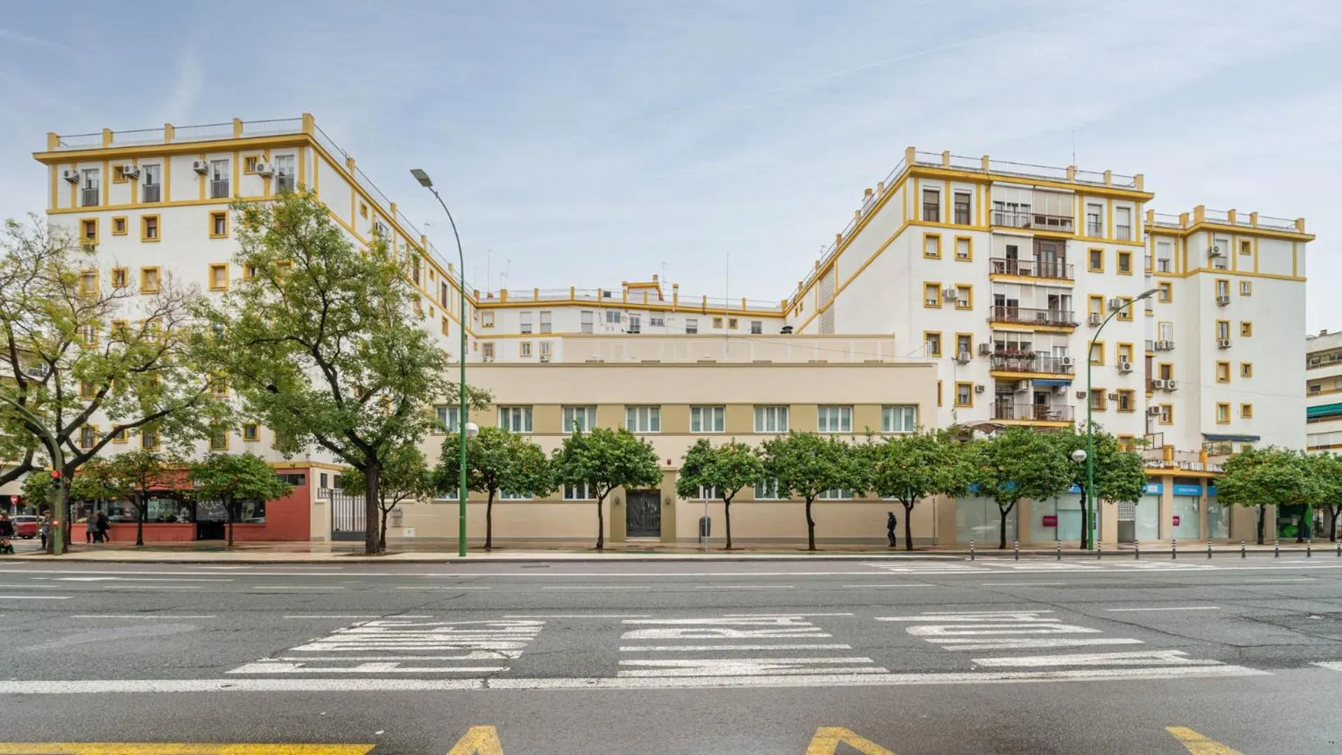 Neighbourhood in Limehome Sevilla Ronda de Capuchinos
