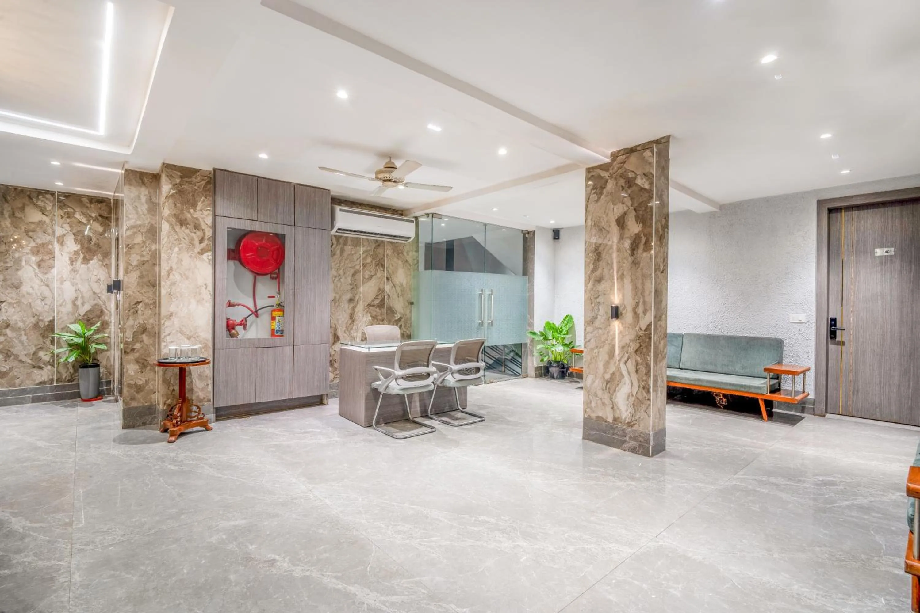 Lobby or reception in The White Seasons